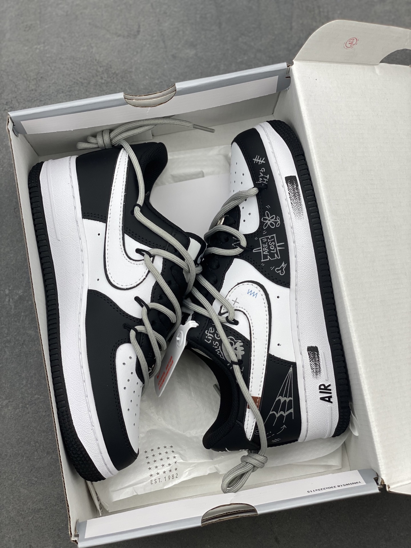 Nike Air Force 1 '07 Low Black White Casual Sneakers 10 i1745266105146 9537 0 8