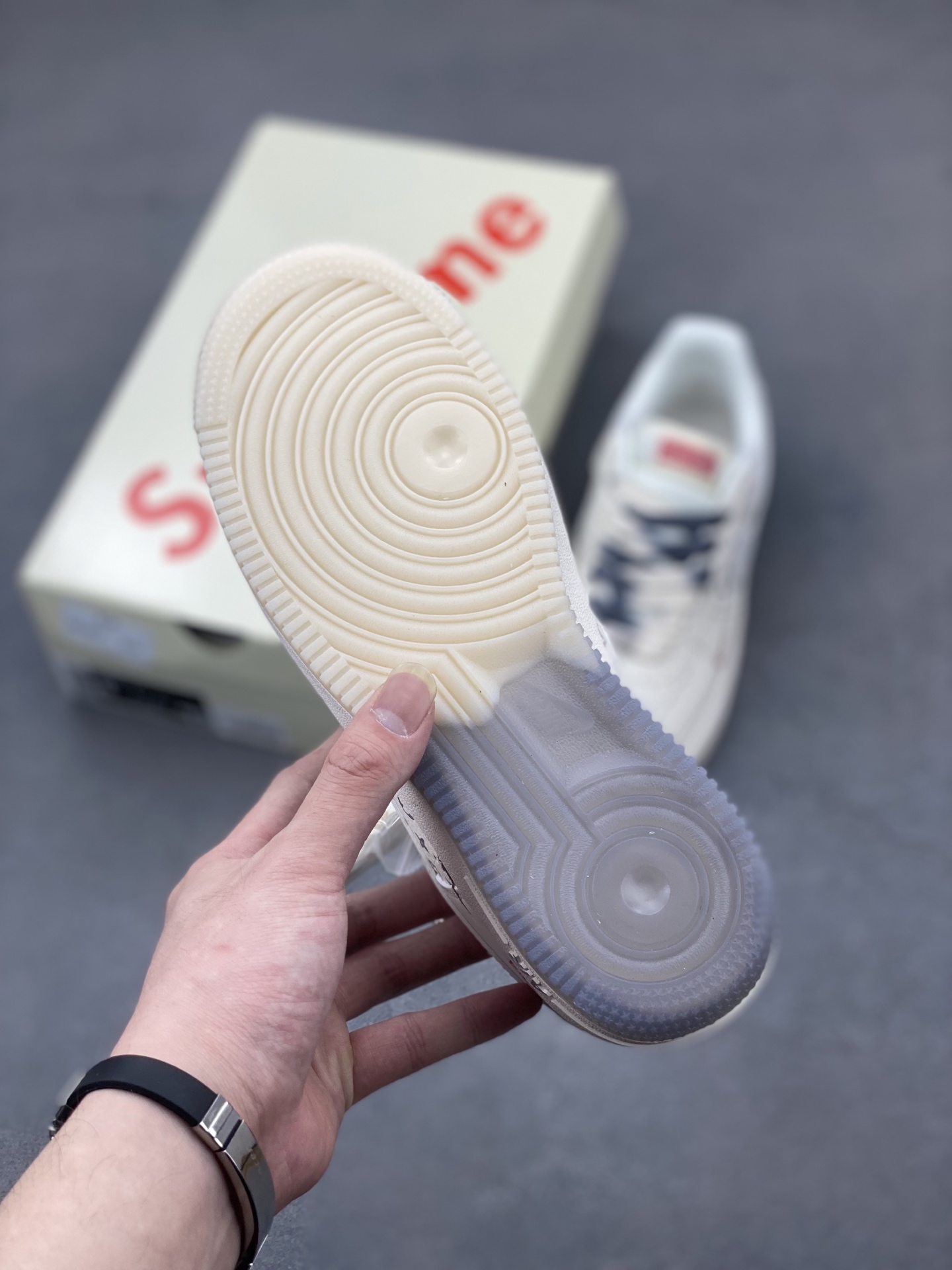 Nike Air Force 1 '07 Low Supreme Sneakers - Limited Edition, Premium Quality 7 i1745266141532 2030 0 5