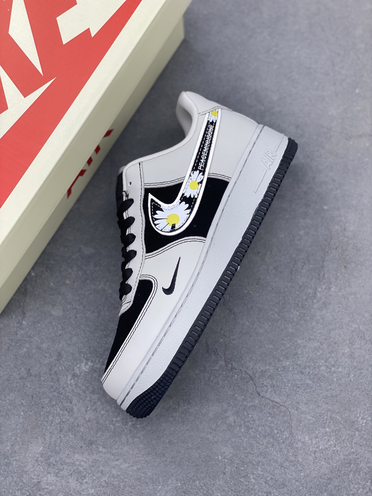 Nike Air Force 1 '07 Low Sneakers - Limited Edition, Premium Comfort 8 i1745266189373 297 0 6