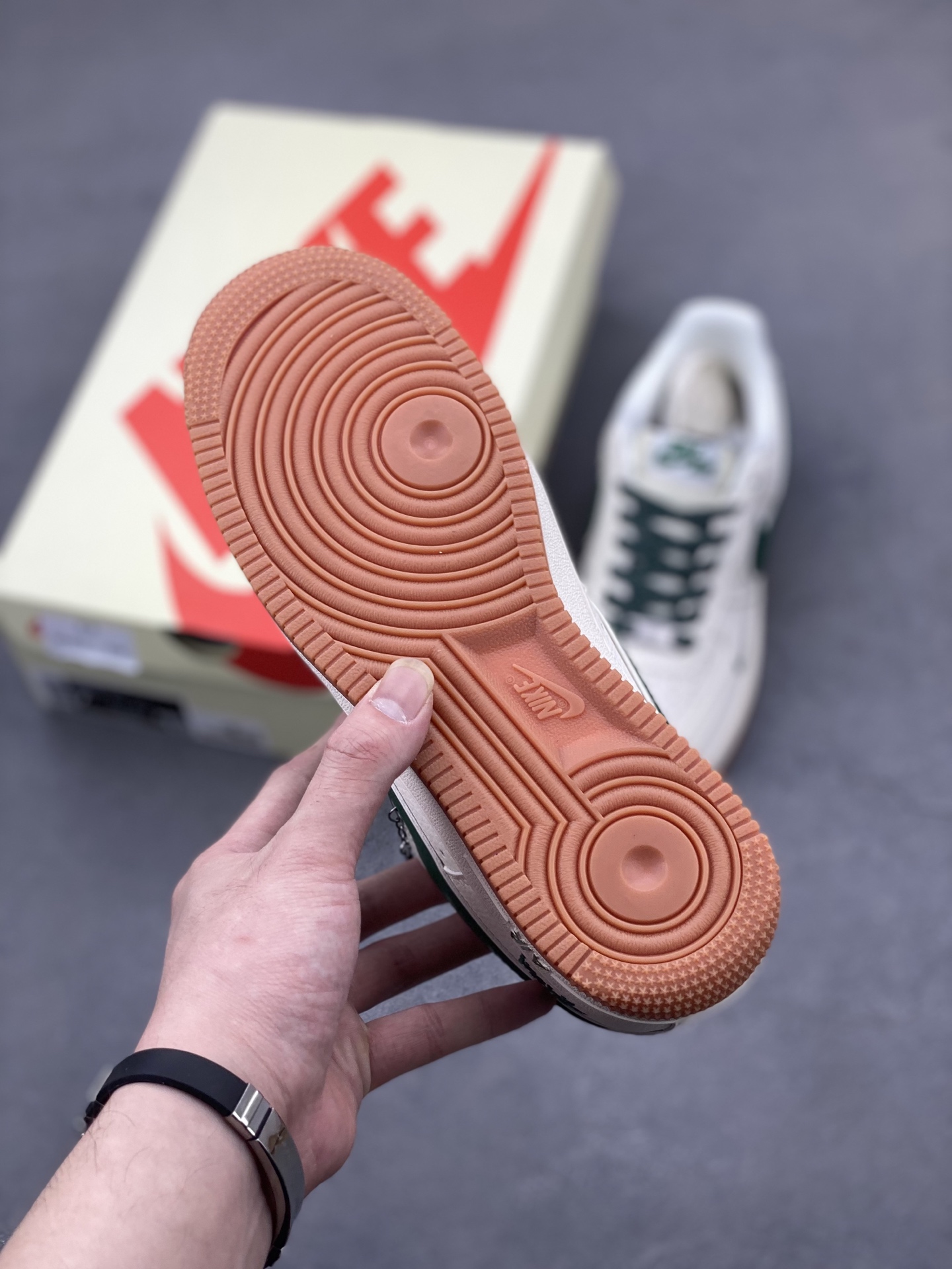 Nike Air Force 1 '07 Low Stussy Olive Sneakers - Limited Edition 7 i1745266253929 433 0 5