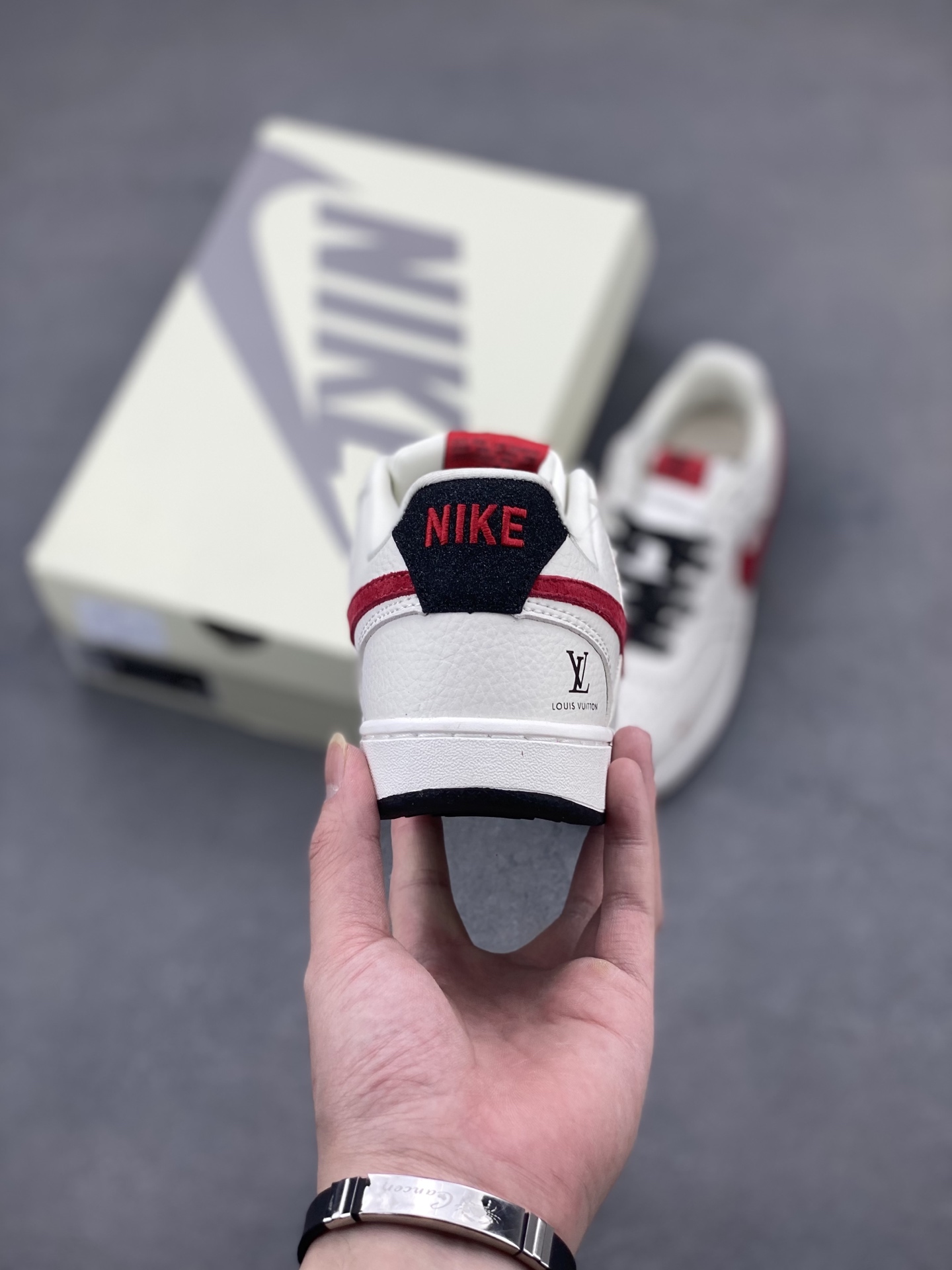 Nike Ebernon Low PRM Sneakers - Authentic Leather, Breathable, Casual Shoes 5 i1745436320892 1227 0 3