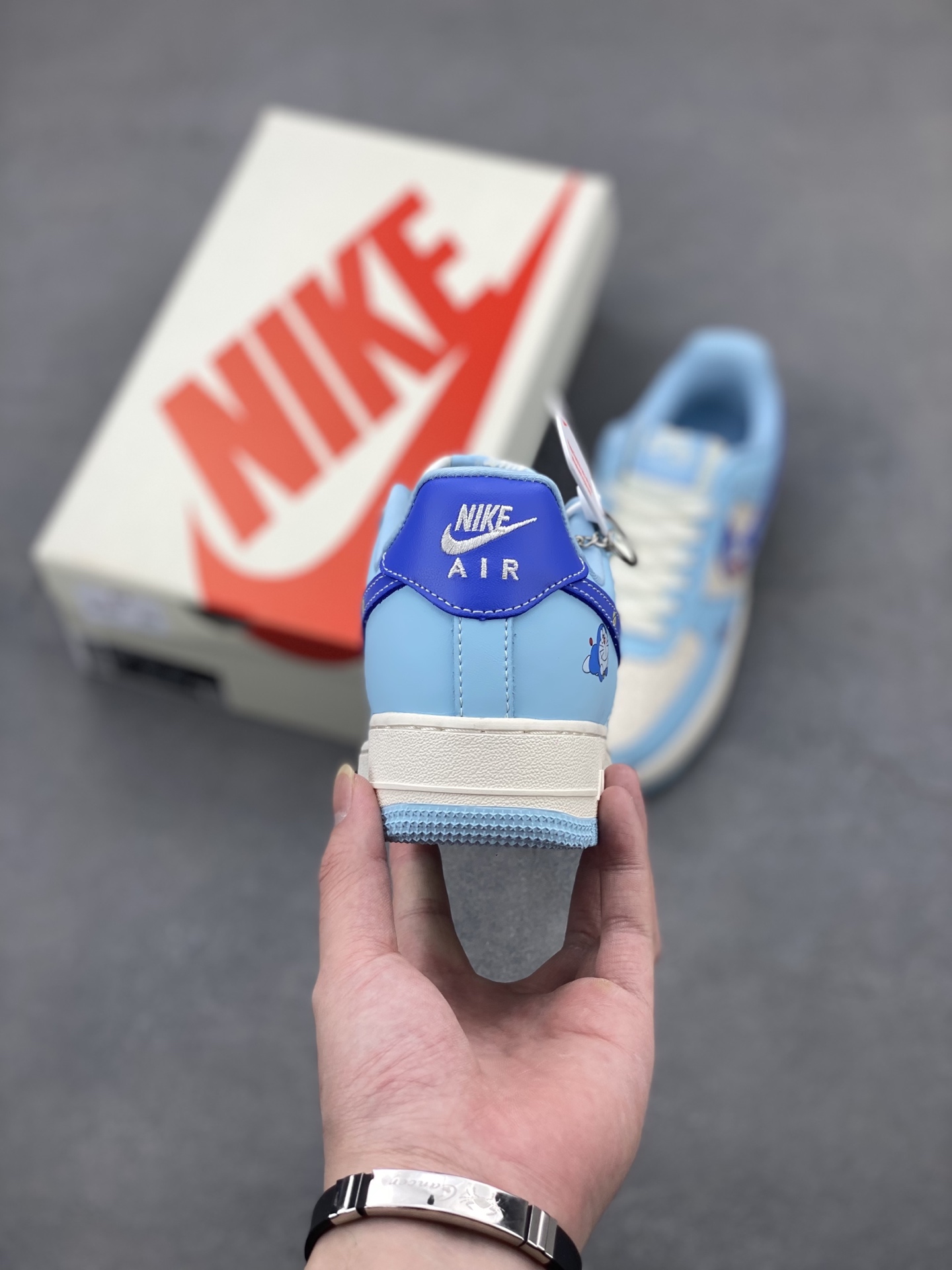 Nike Air Force 1 '07 Low Doraemon Custom Sneakers - Limited Edition 5 i1745436361523 5707 0 3