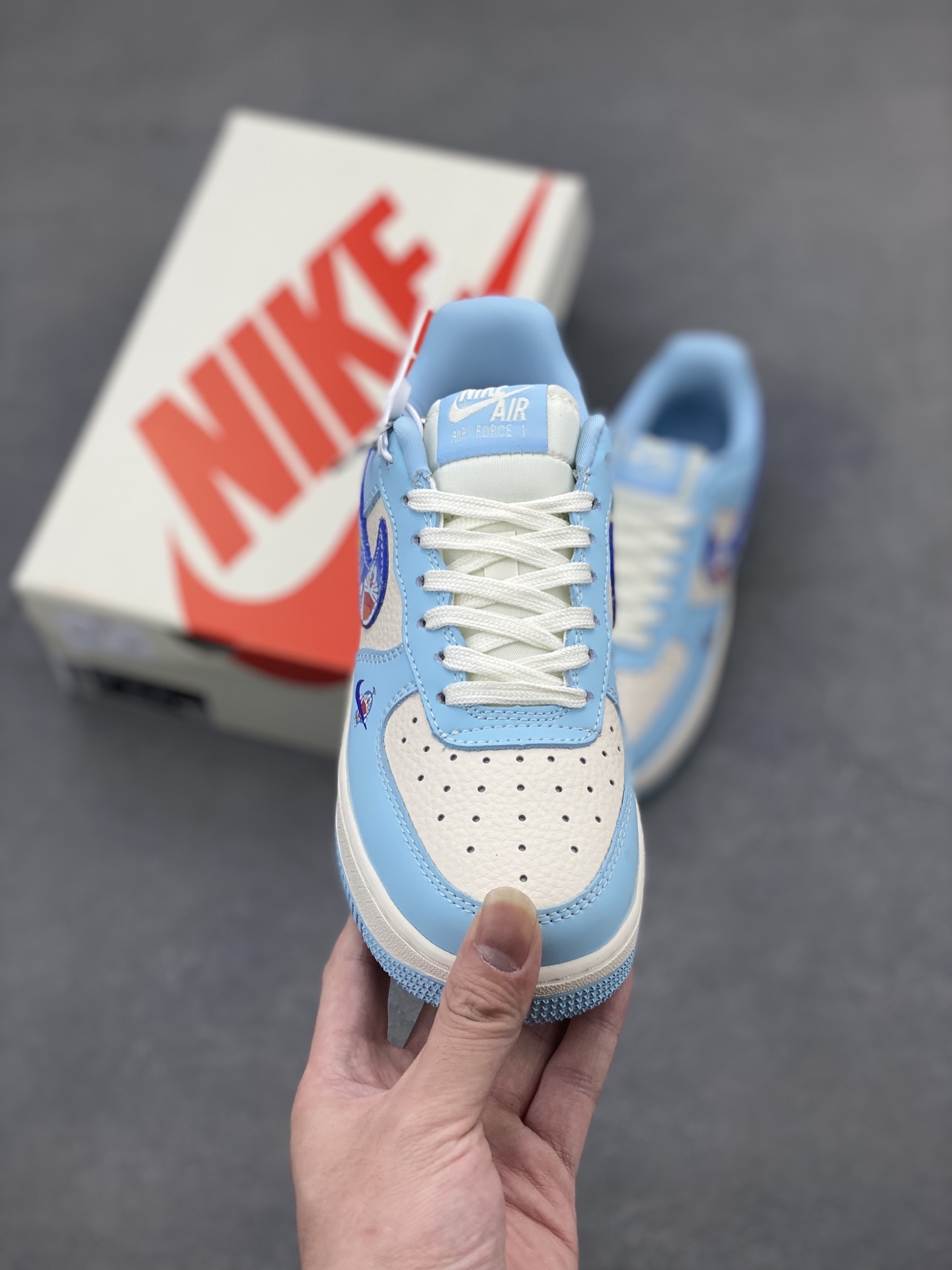 Nike Air Force 1 '07 Low Doraemon Custom Sneakers - Limited Edition 3 i1745436390814 8534 0 1