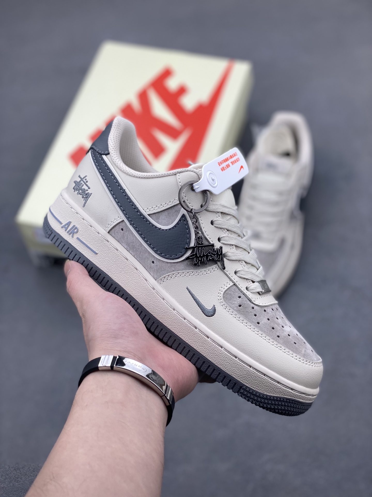 Nike Air Force 1 '07 Low Stussy Fossil Stone Sneakers XX3168-126 2 i1745436829544 3291 0 0