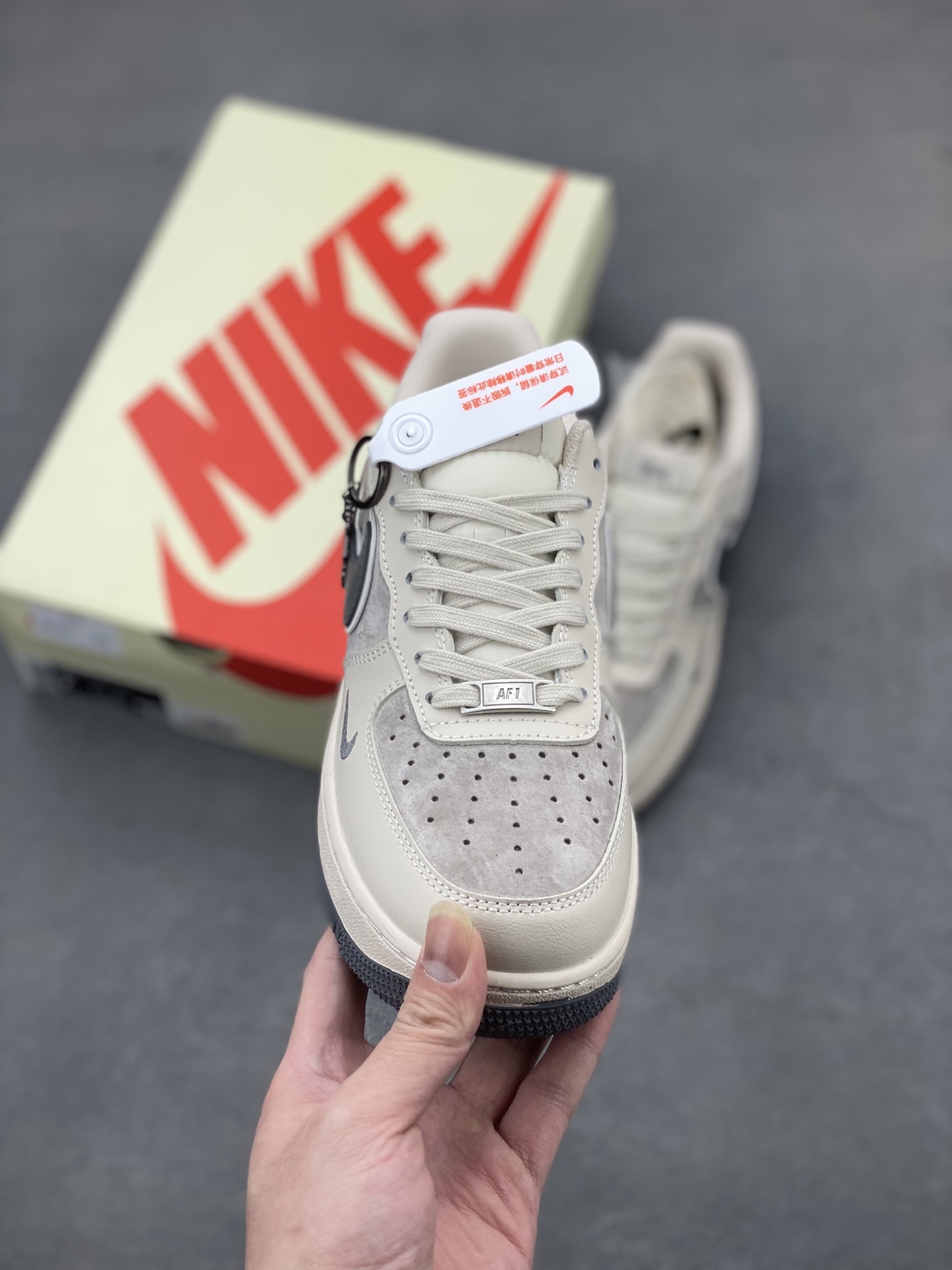 Nike Air Force 1 '07 Low Stussy Fossil Stone Sneakers XX3168-126 3 i1745436874892 3679 0 1