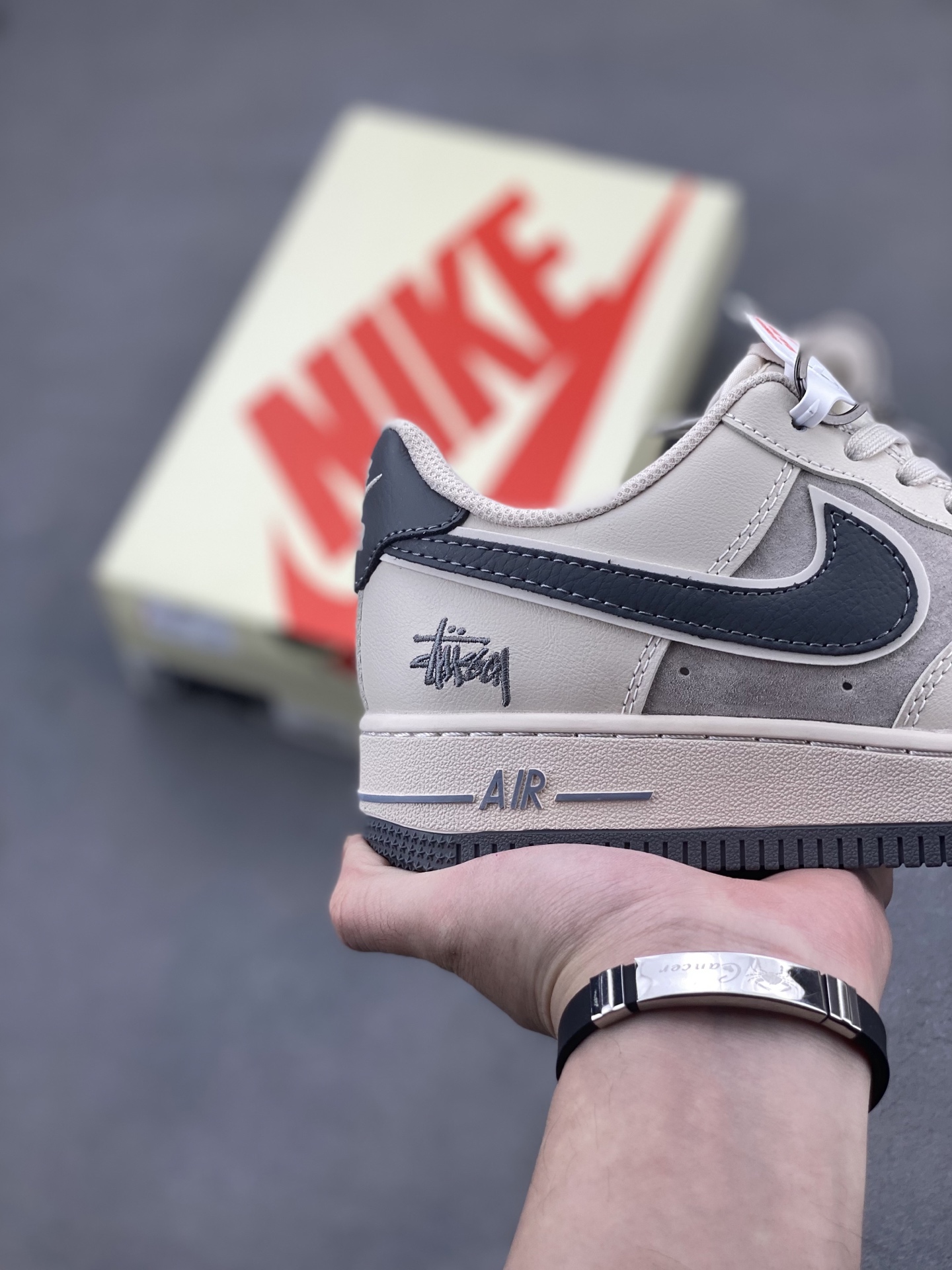 Nike Air Force 1 '07 Low Stussy Fossil Stone Sneakers XX3168-126 6 i1745436899702 3288 0 4