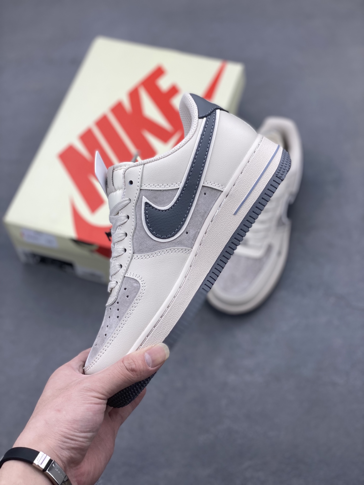 Nike Air Force 1 '07 Low Stussy Fossil Stone Sneakers XX3168-126 4 i1745436899813 7040 0 2