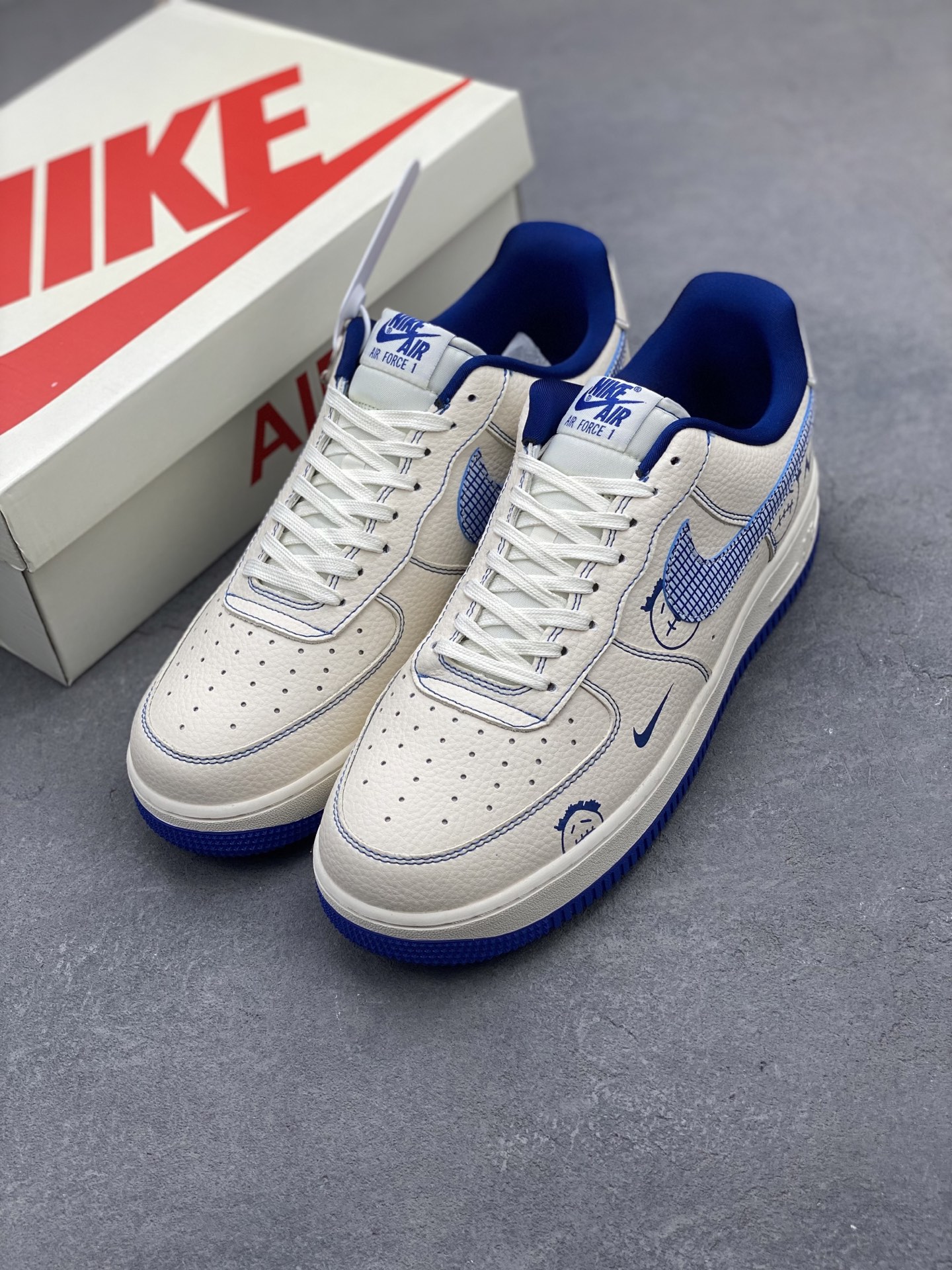 Nike Air Force 1 '07 Low 'Blue Line Ghost Face' Limited Edition Sneakers 9 i1745608084156 8427 0 7