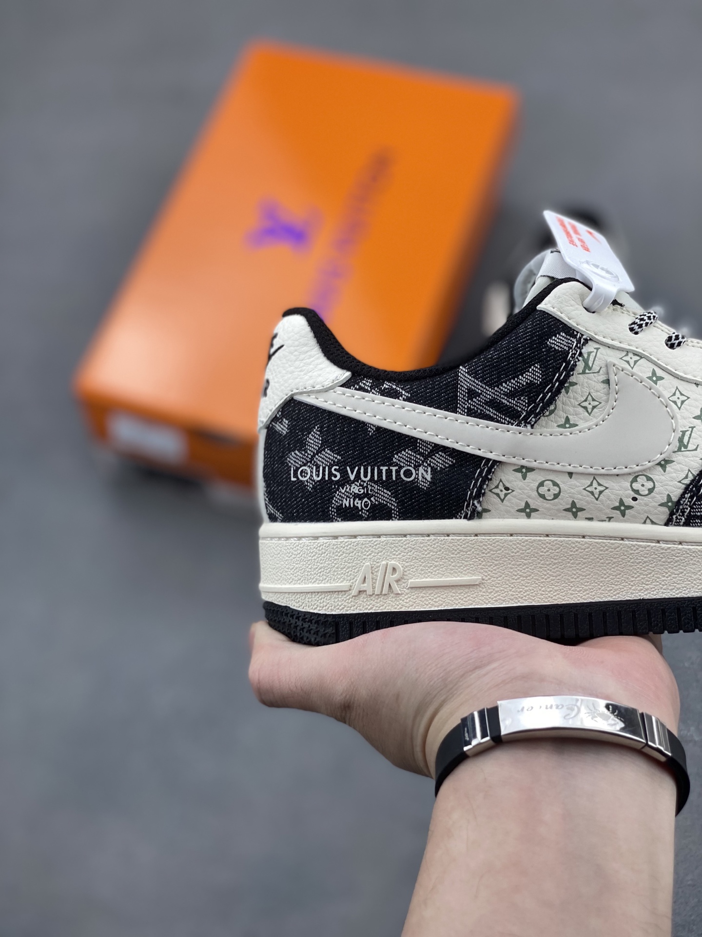 Nike Air Force 1 '07 Low Louis Vuitton Denim Sneakers - Limited Edition 6 i1745608252007 8134 0 4