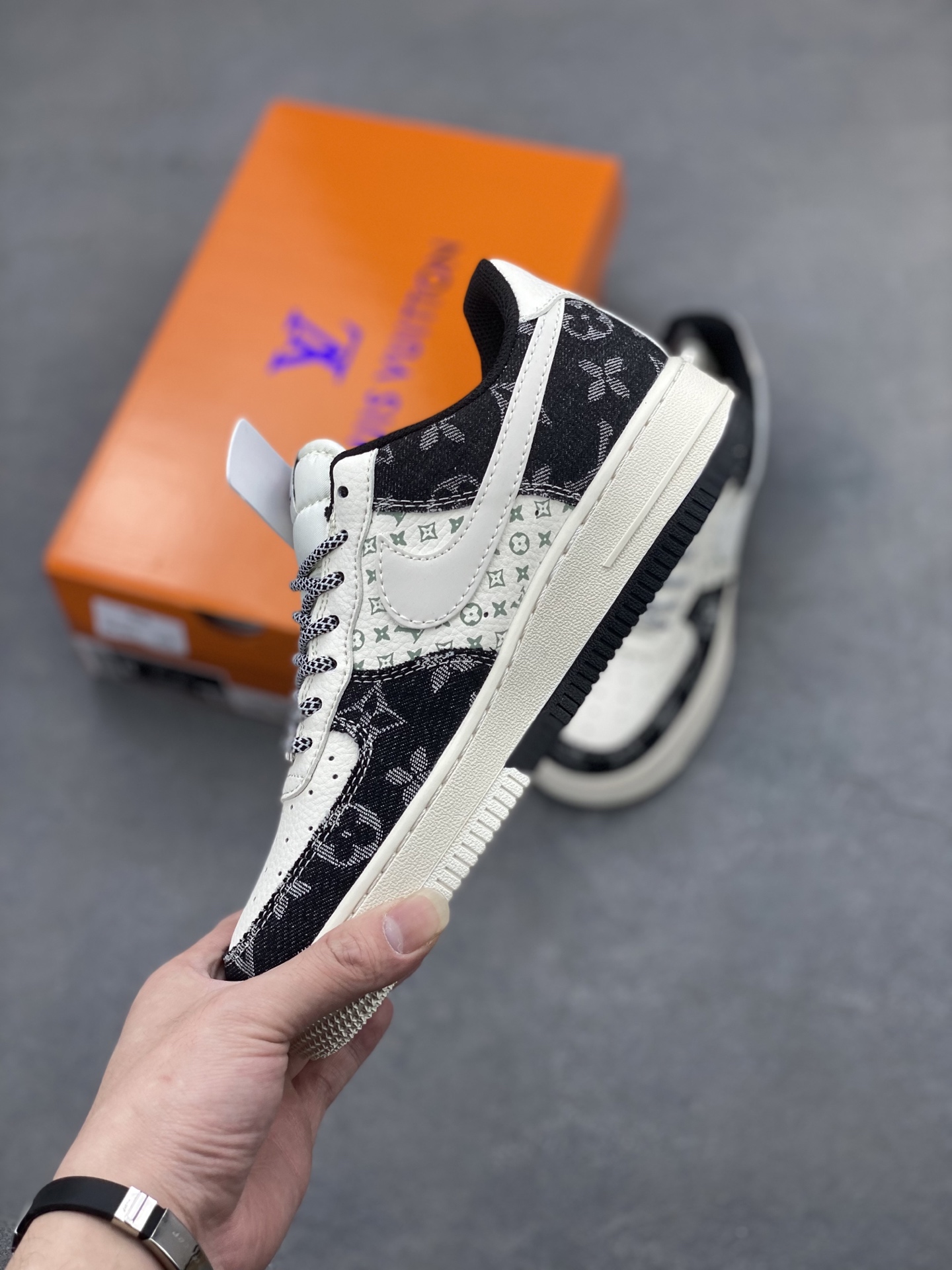 Nike Air Force 1 '07 Low Louis Vuitton Denim Sneakers - Limited Edition 4 i1745608252080 3642 0 2