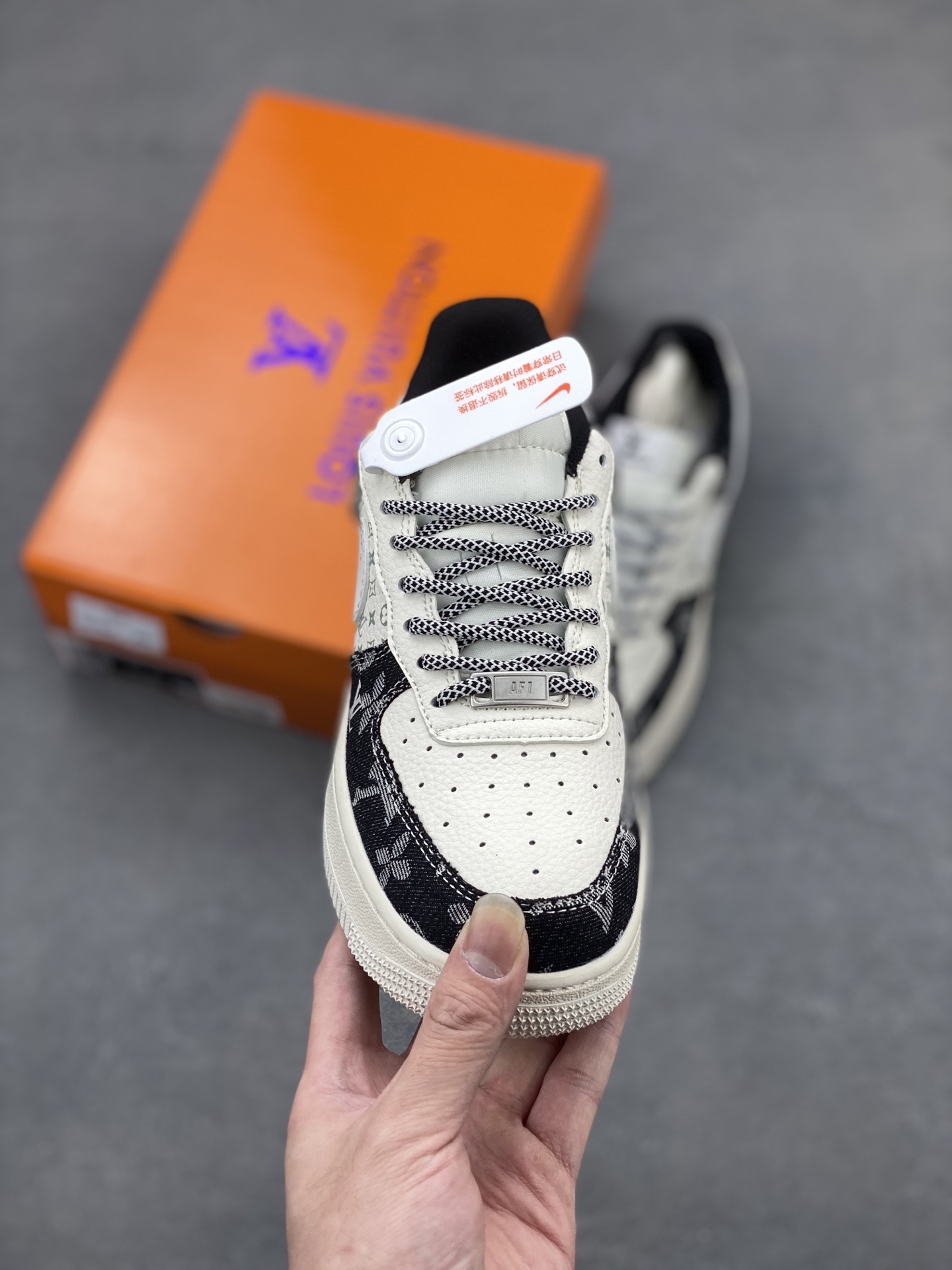 Nike Air Force 1 '07 Low Louis Vuitton Denim Sneakers - Limited Edition 3 i1745608255433 8047 0 1