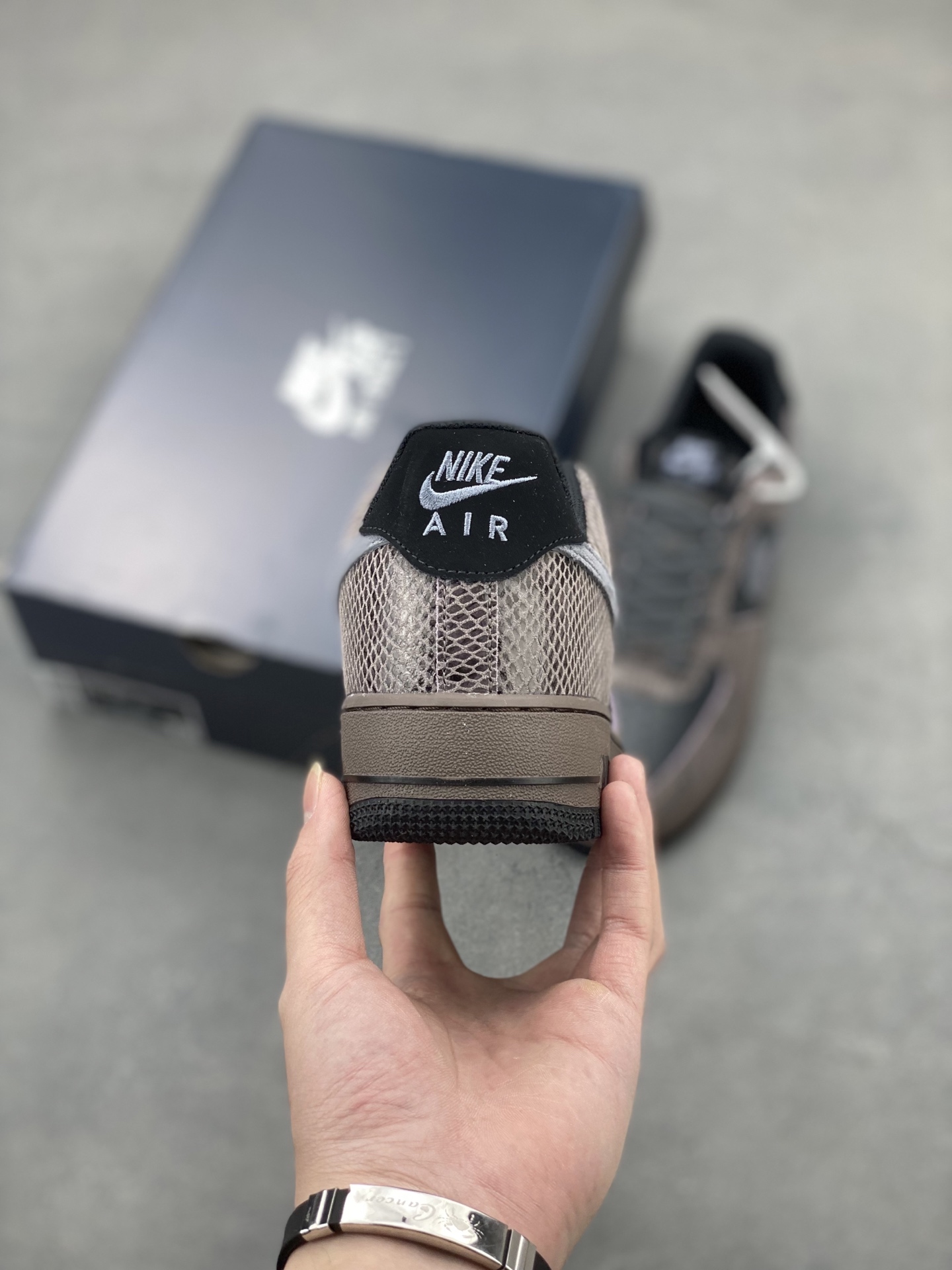 Nike Air Force 1 Low Year of the Snake Black Grey Sneakers HF2898-001 5 i1745608343293 9182 0 3