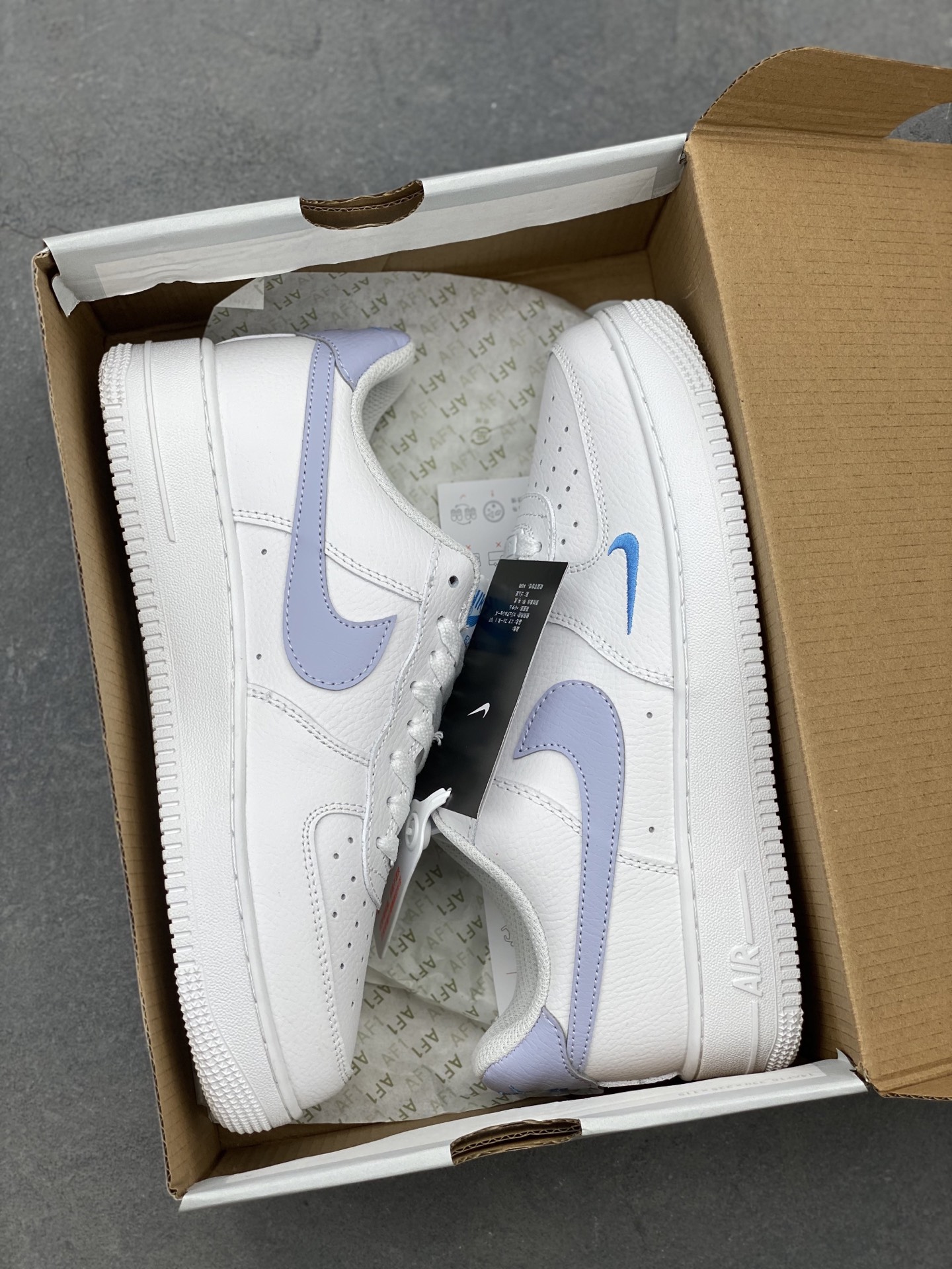 Nike Air Force 1 '07 Low White Moon Casual Sneakers 10 i1745608403432 9881 0 8