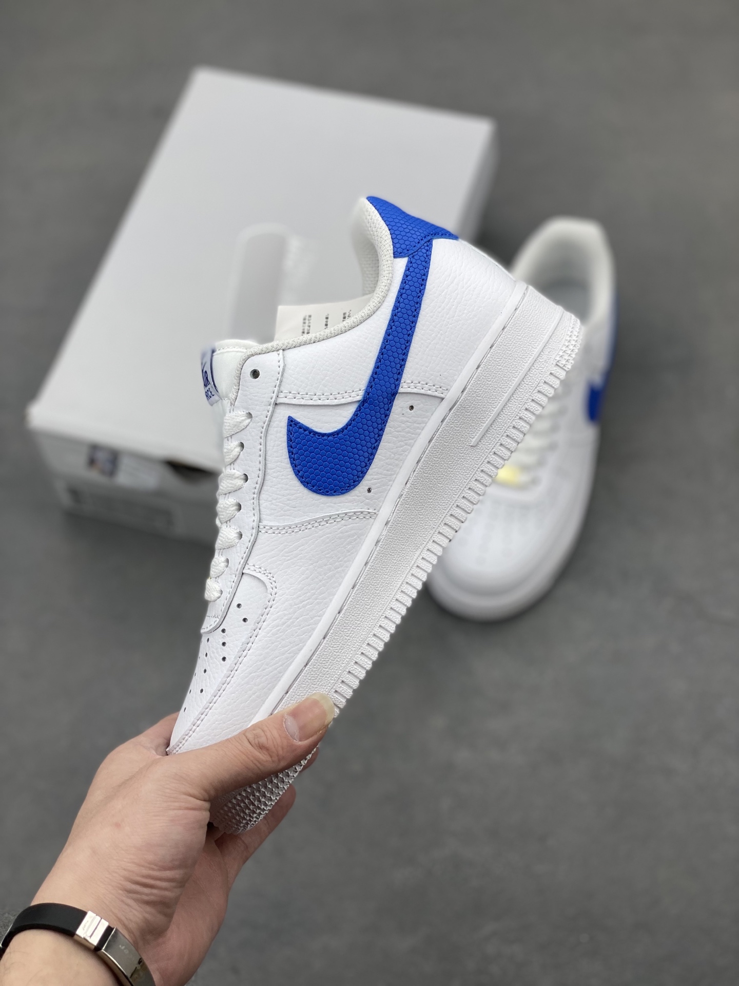 Nike Air Force 1 Low White Blue Leather Sneakers DM2845-100 4 i1745608477330 6810 0 2