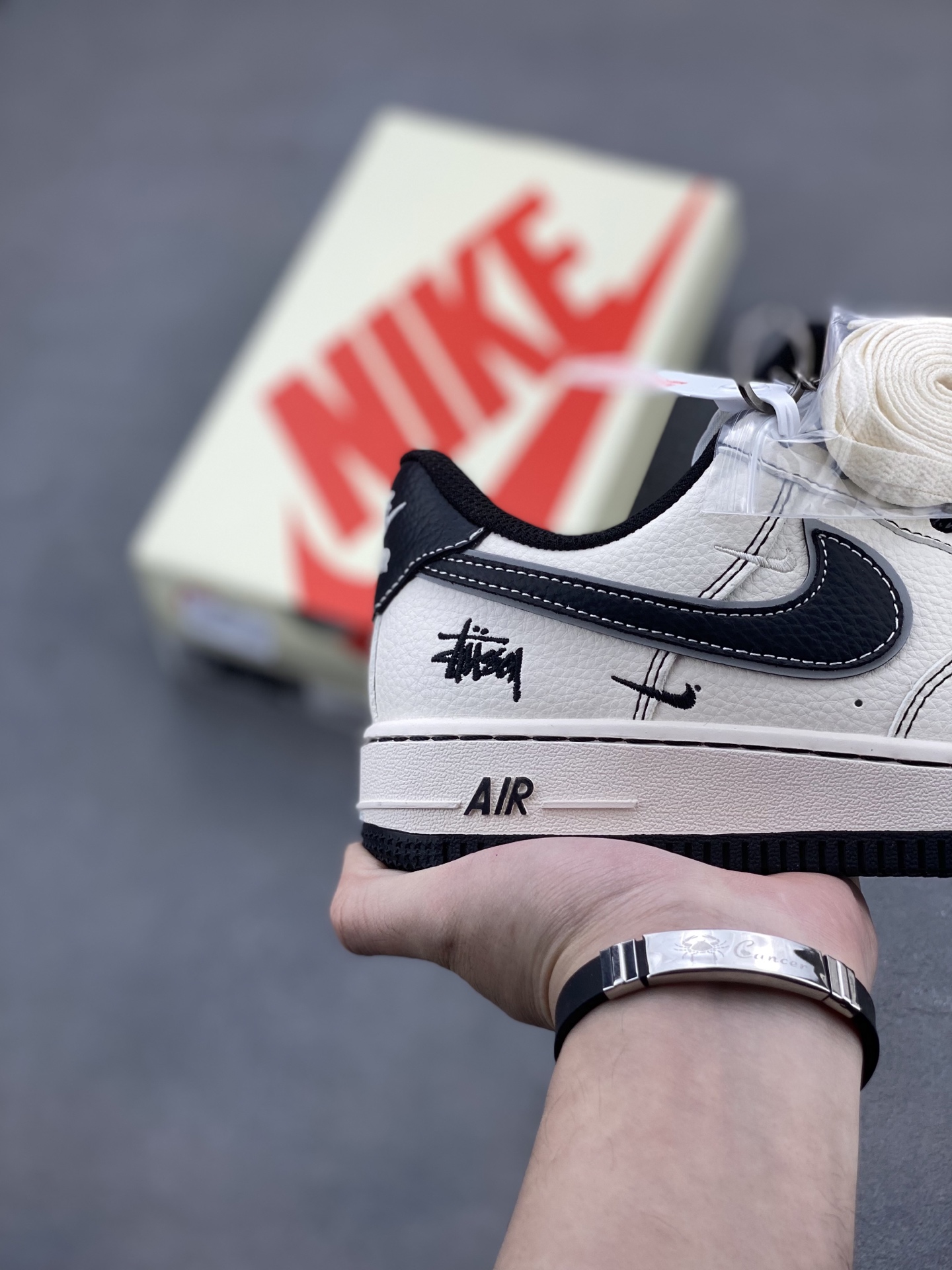 Nike Air Force 1 '07 Low Stussy Collab Sneakers - Black Stitch Edition 6 i1745695453370 3768 0 4
