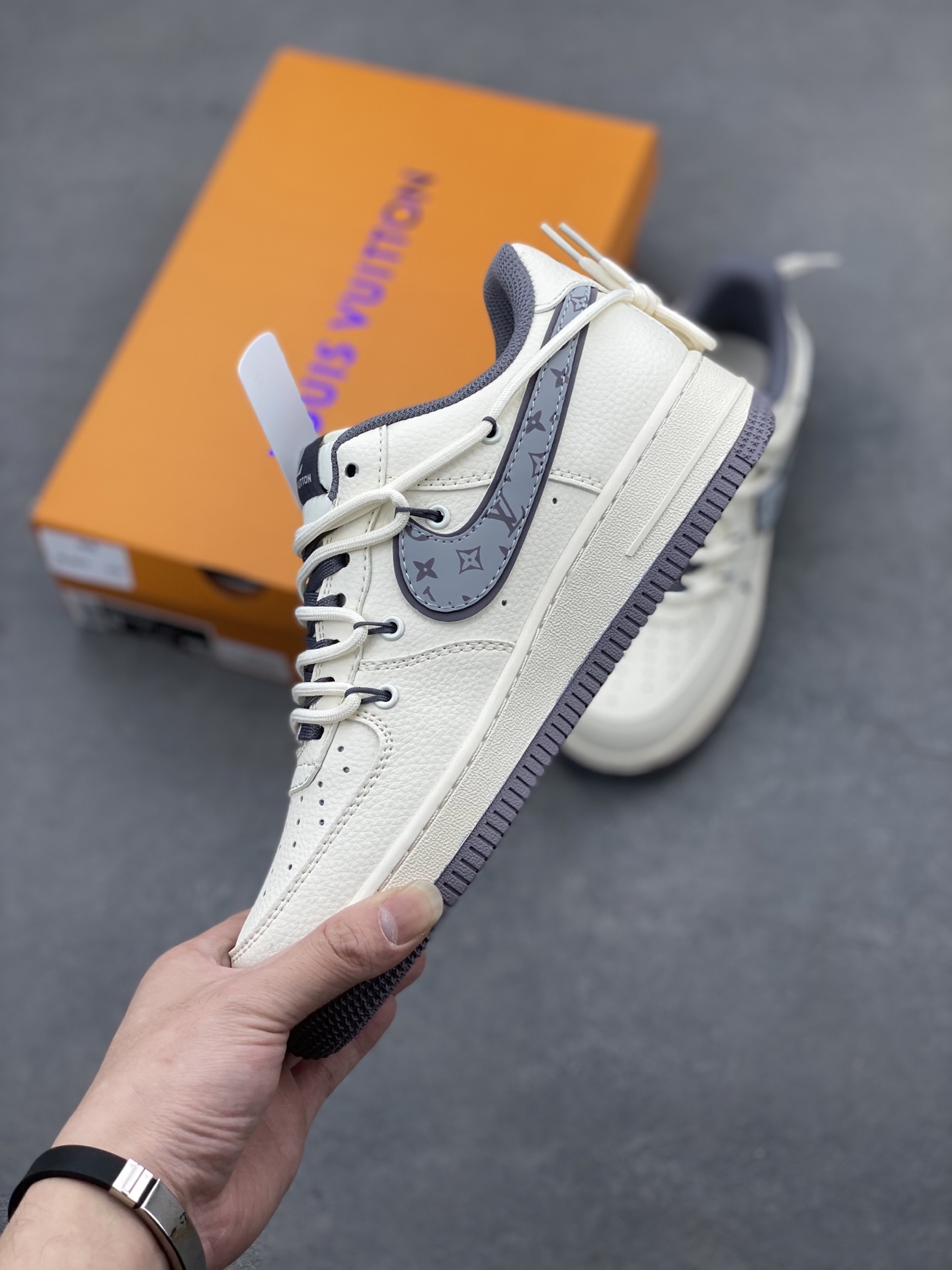 Nike Air Force 1 Low Louis Vuitton Collab Sneakers - Limited Edition 4 i1745695634071 4809 0 2