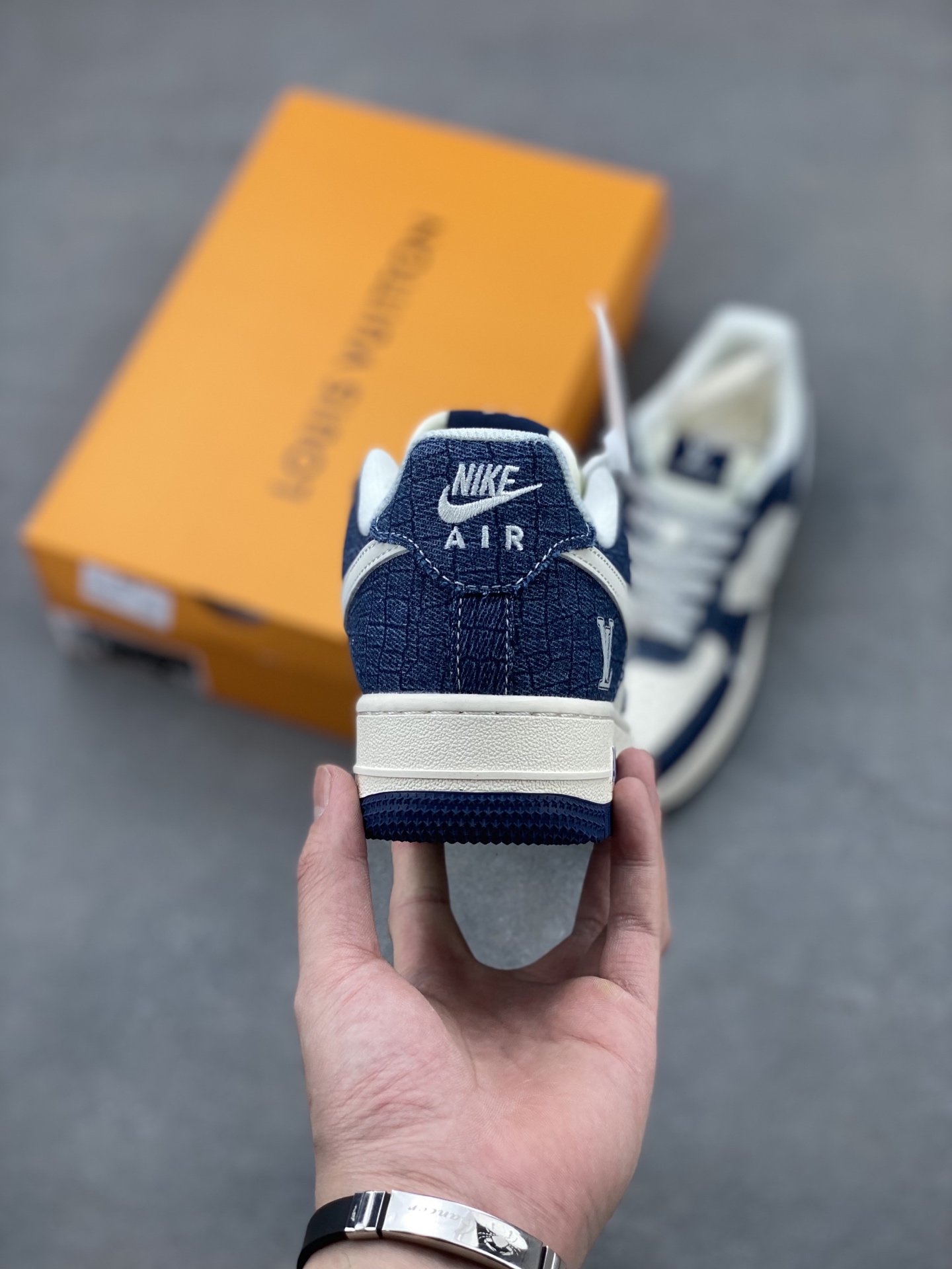 Nike Air Force 1 '07 Low Louis Vuitton Custom Sneakers - Limited Edition 5 i1745951293967 112 0 3
