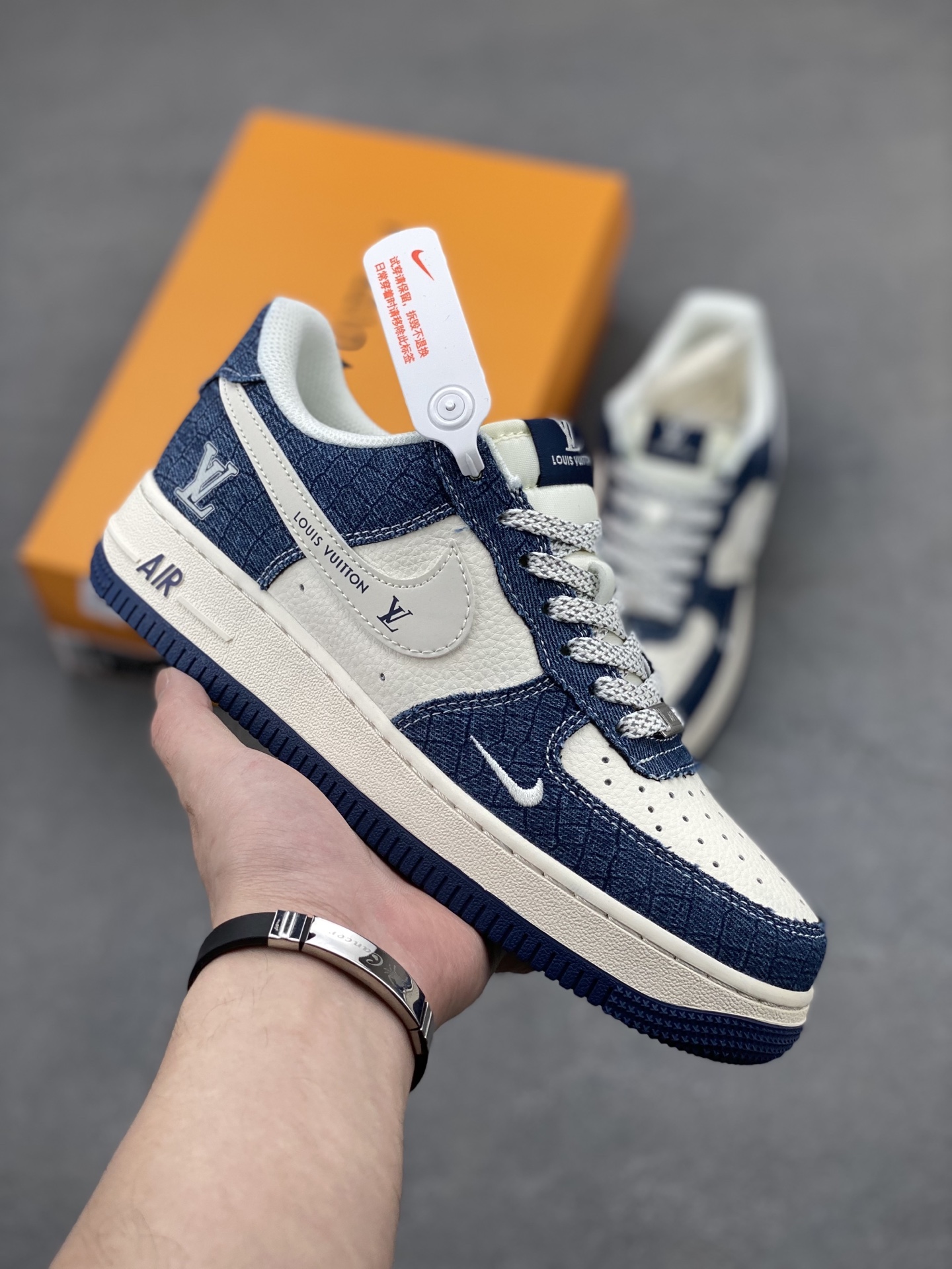 Nike Air Force 1 '07 Low Louis Vuitton Custom Sneakers - Limited Edition 2 i1745951303793 4397 0 0
