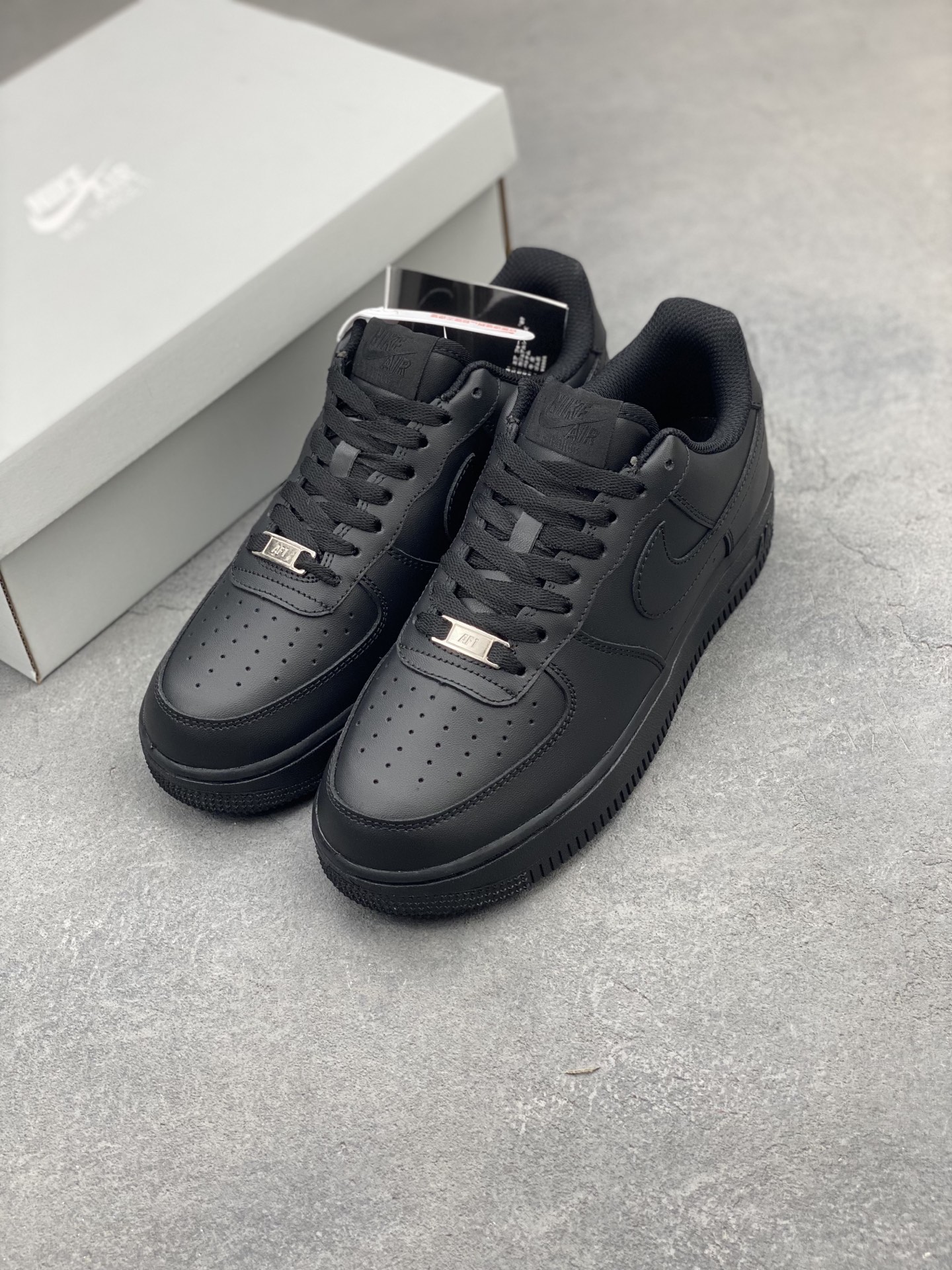 Nike Air Force 1 Low '07 Triple Black Sneakers Men's Shoes CW2288-001 9 i1745951574996 4126 0 7