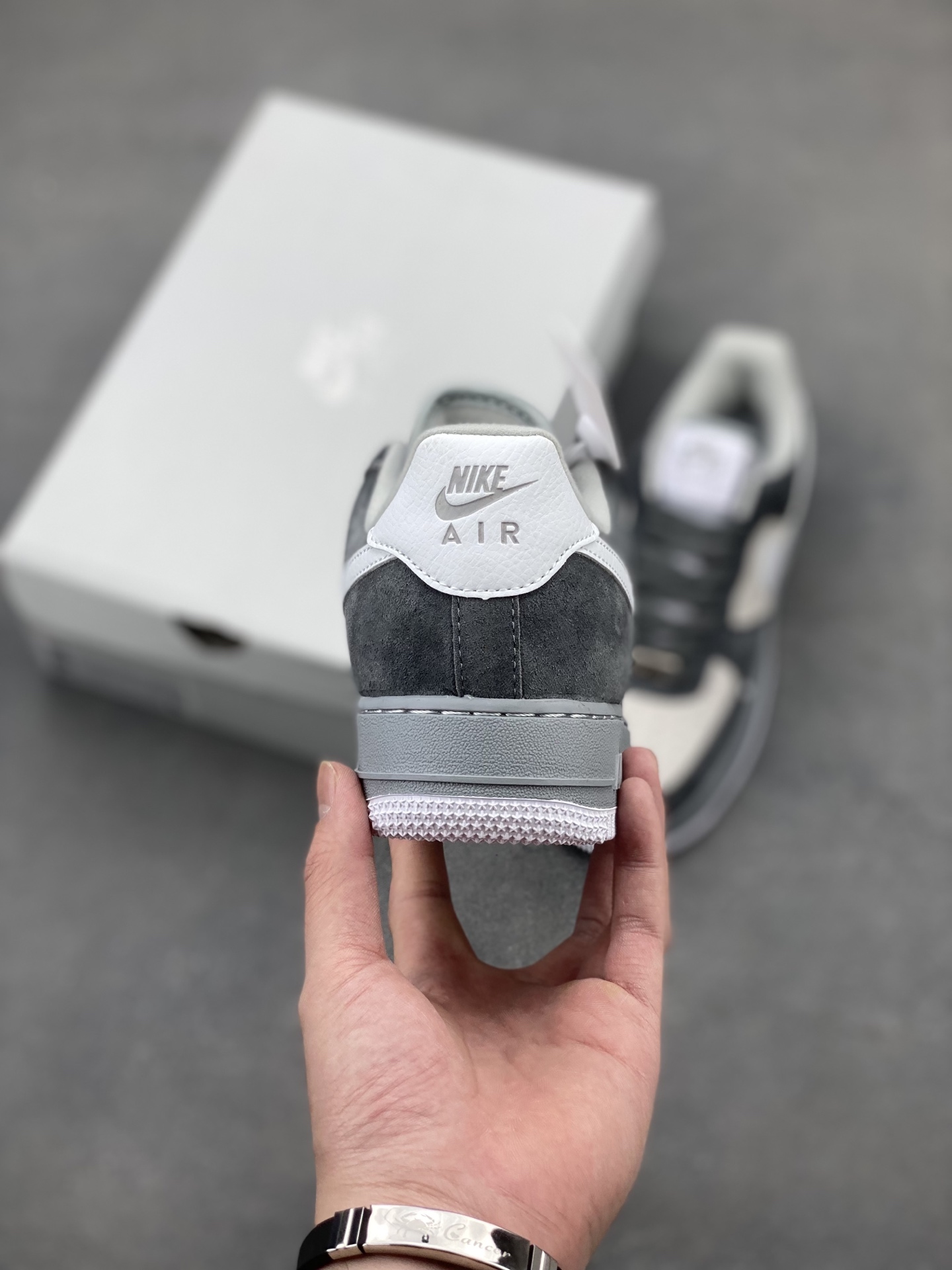 Nike Air Force 1 '07 Low Grey/White Limited Edition Sneakers 5 i1746385935054 5691 0 3