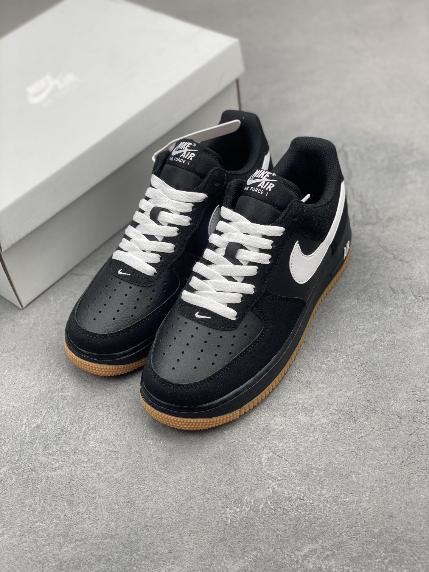 Nike Air Force 1 '07 Low Black/White Casual Shoes IB6388-001 9 i1746386363196 4236 0 7
