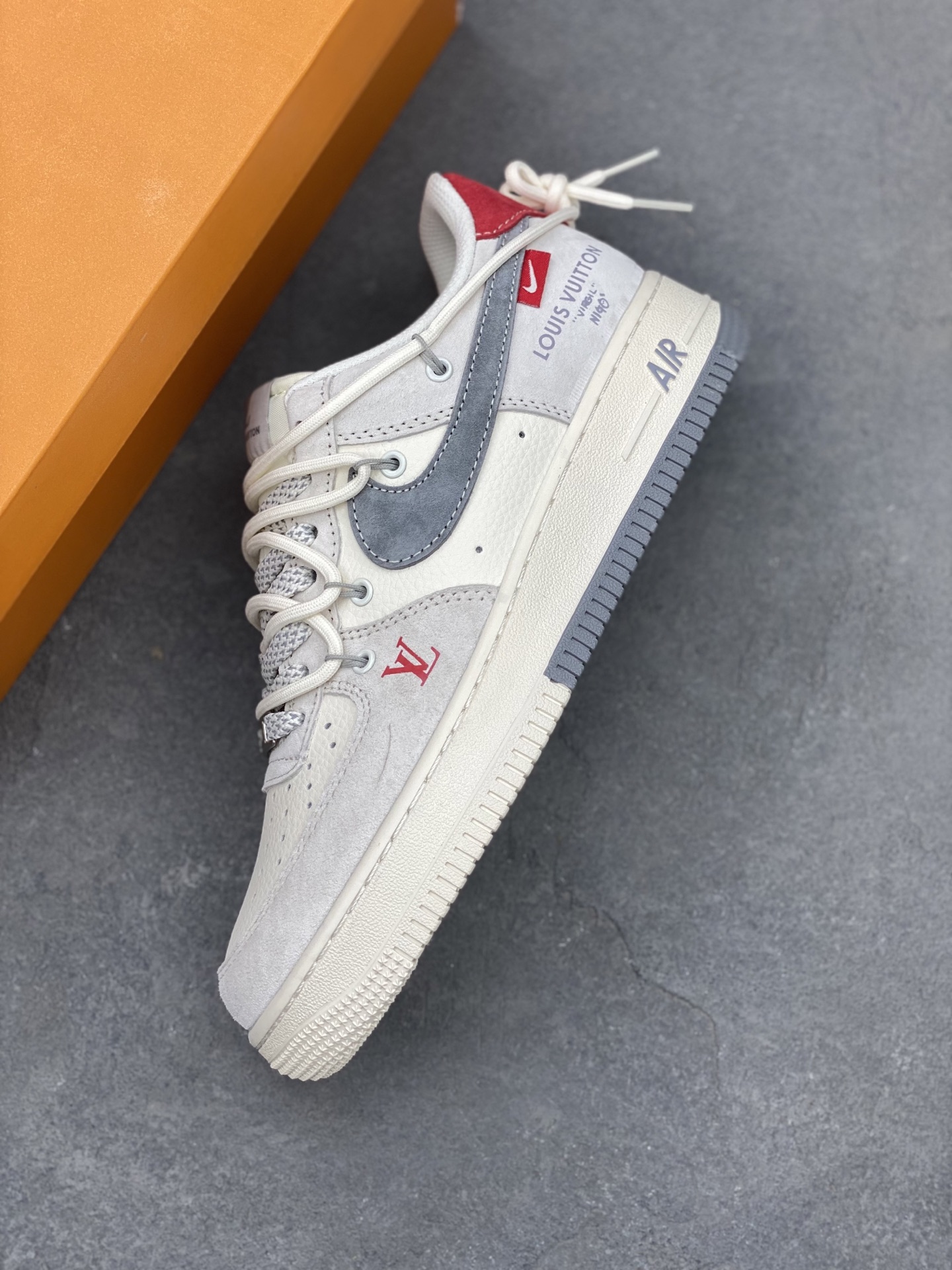 Nike Air Force 1 '07 Low Louis Vuitton Custom Sneakers Limited Edition 8 i1746561142874 9024 0 6