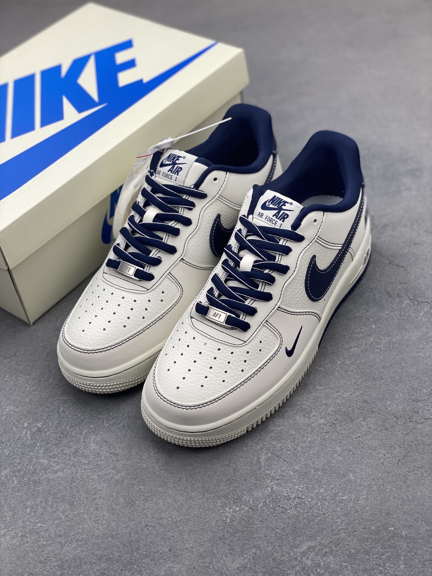 Nike Air Force 1 Low White Navy Sneakers with Full-Length Air Cushioning 9 i1746640625667 7375 0 7