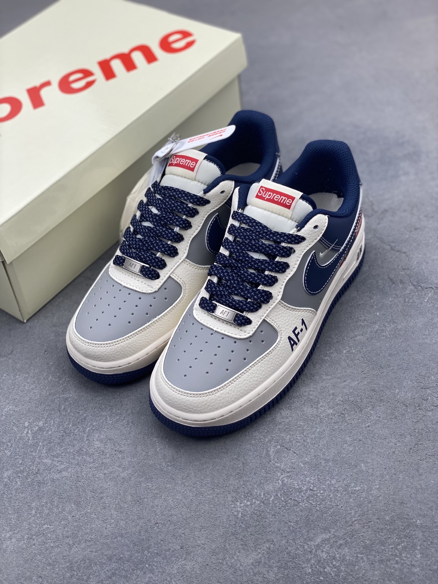 Nike Air Force 1 Low Supreme Sneakers - Casual, Comfortable, and Stylish 9 i1746640664304 8077 0 7