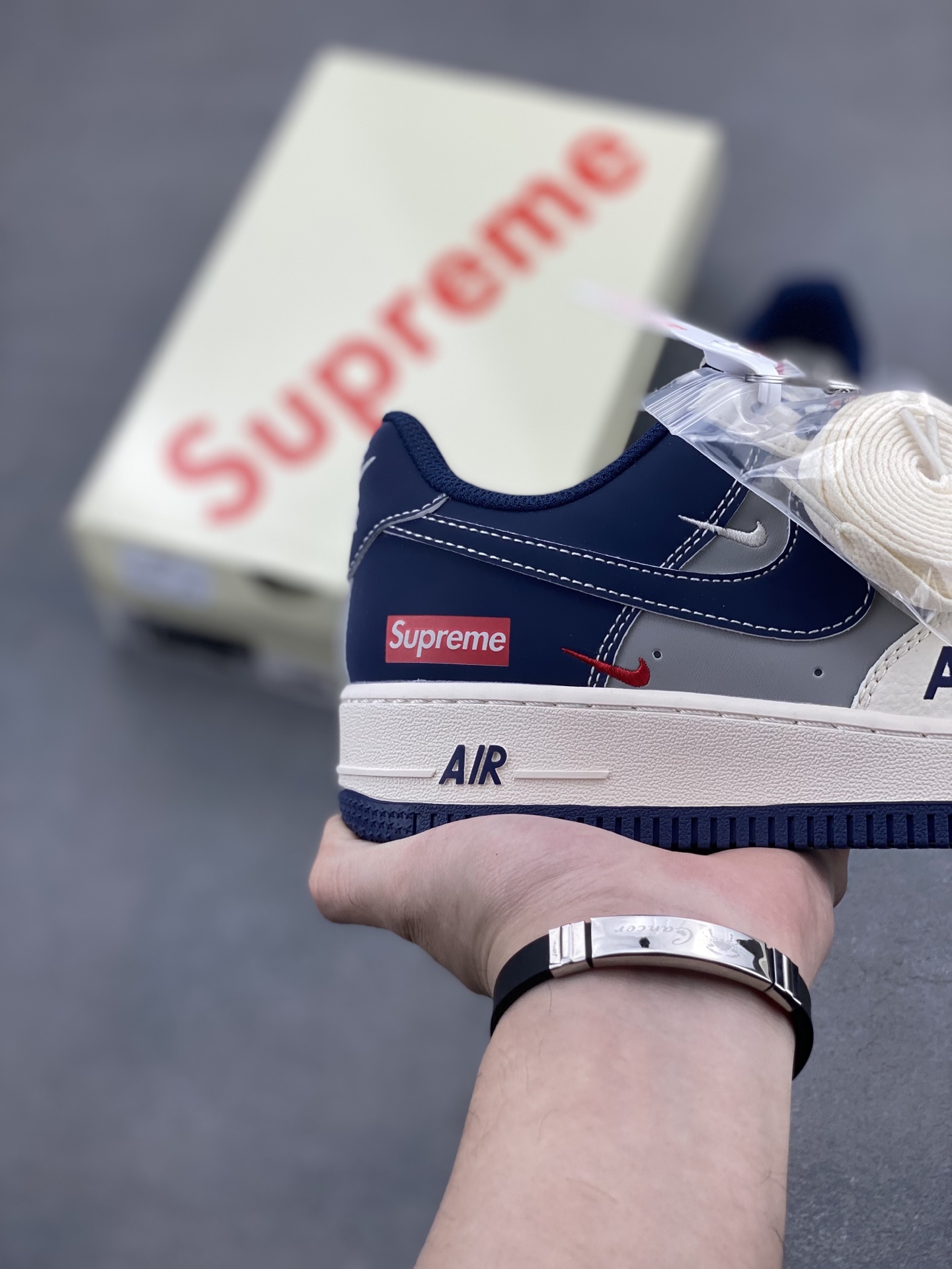 Nike Air Force 1 Low Supreme Sneakers - Casual, Comfortable, and Stylish 6 i1746640665772 8901 0 4
