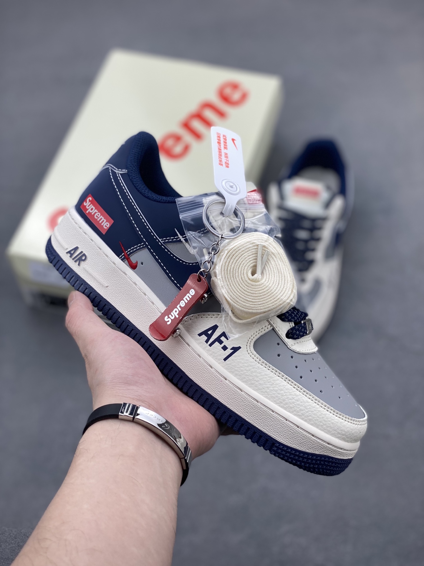 Nike Air Force 1 Low Supreme Sneakers - Casual, Comfortable, and Stylish 2 i1746640677373 1357 0 0