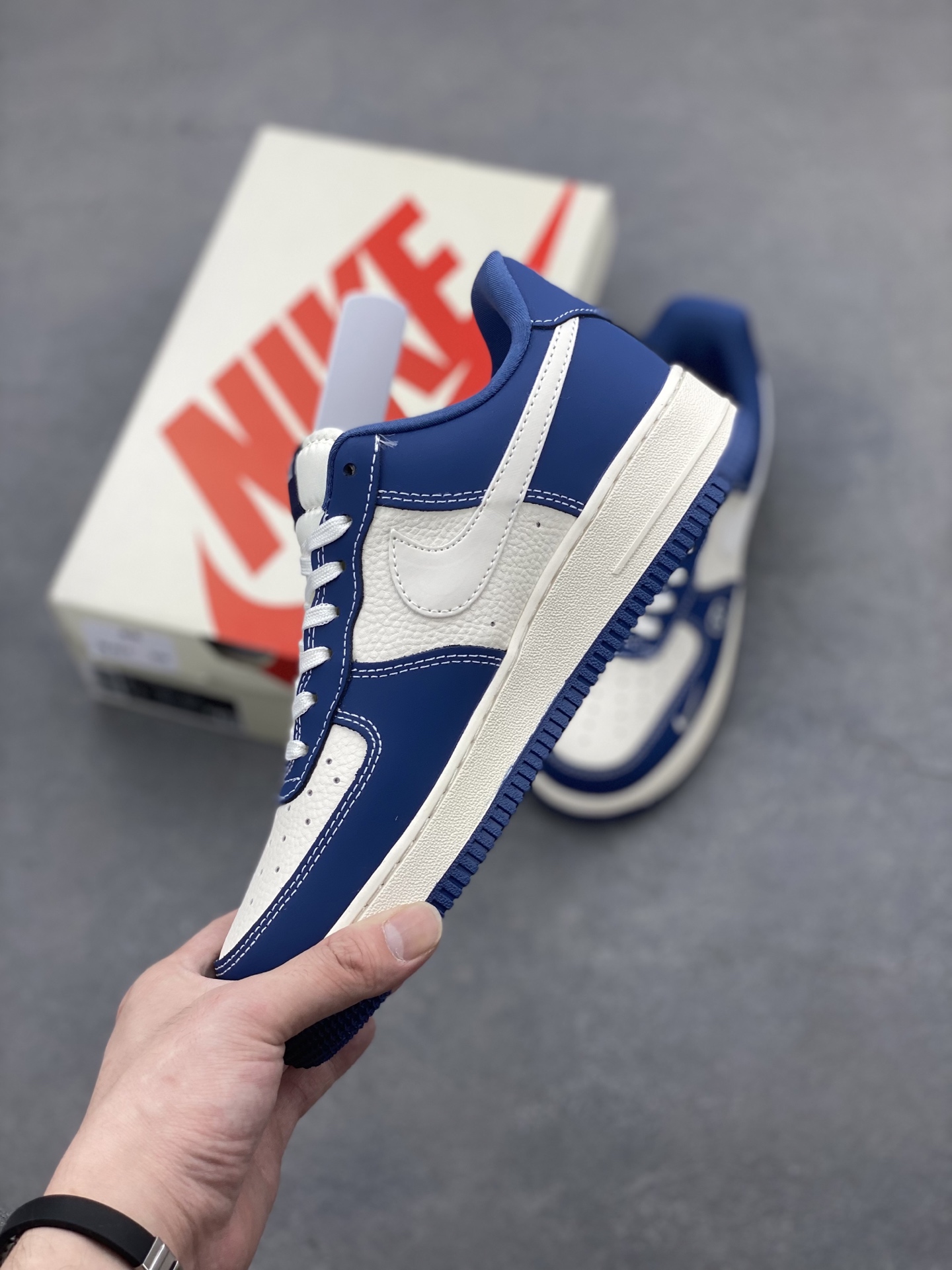Nike Air Force 1 '07 Low Gucci Collab Sneakers - Sea Blue Limited Edition 4 i1746736295628 5115 0 2