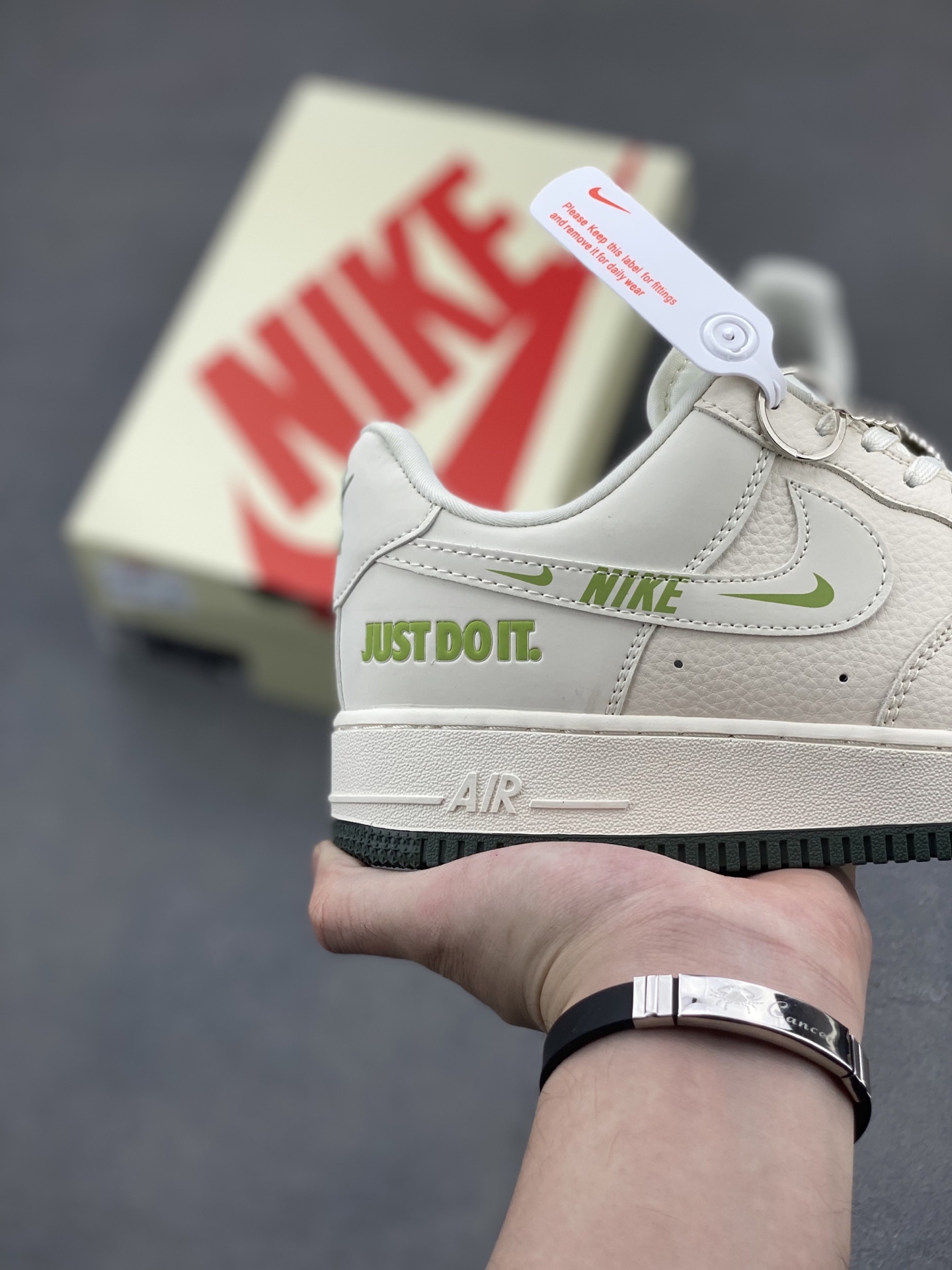 Nike Air Force 1 '07 Low 'Just Do It' Sneakers - Limited Edition 6 i1746736426544 9240 0 4