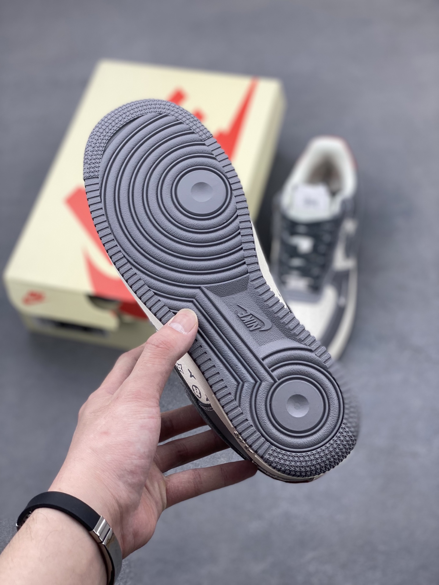 Nike Air Force 1 '07 Low Stussy Collab Sneakers - Limited Edition 7 i1746736706435 74 0 5