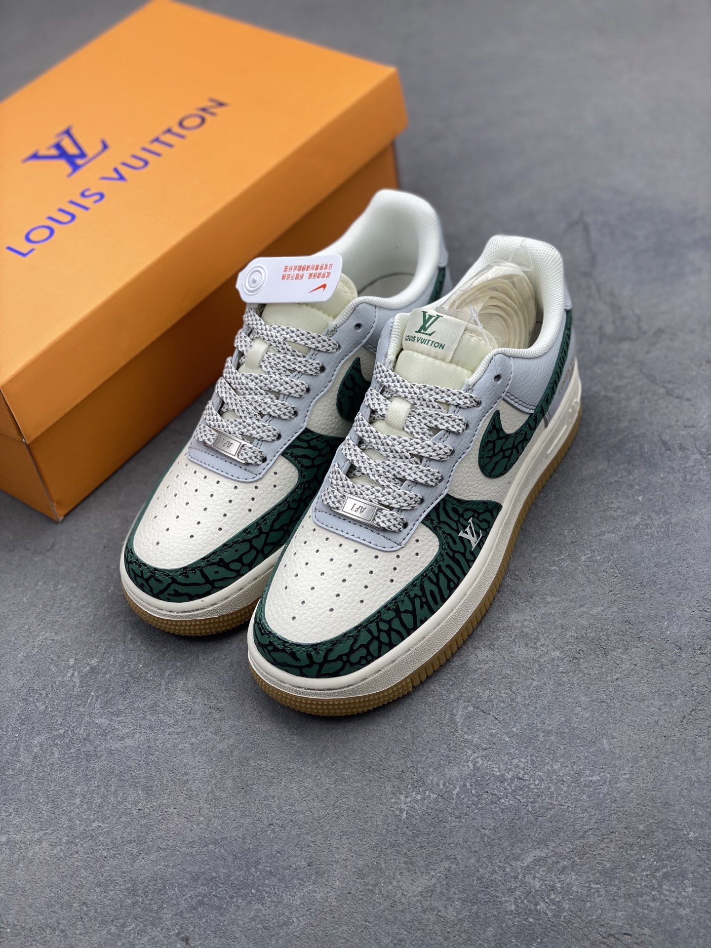 Nike Air Force 1 '07 Low Louis Vuitton Green Stone Sneakers - Limited Edition 9 i1746736875048 7482 0 7