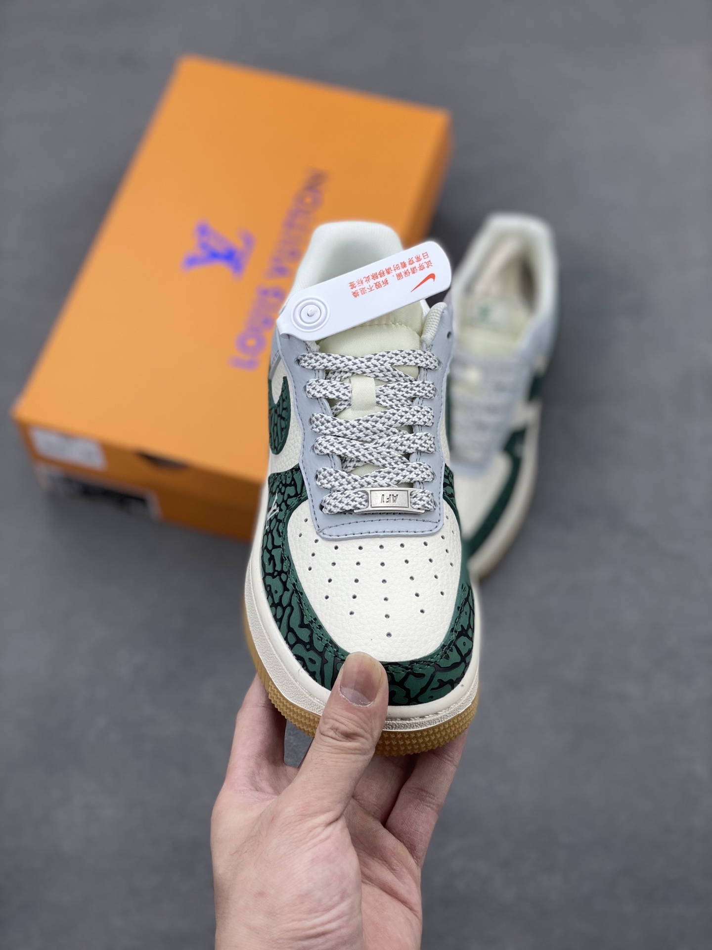 Nike Air Force 1 '07 Low Louis Vuitton Green Stone Sneakers - Limited Edition 3 i1746736875138 5230 0 1