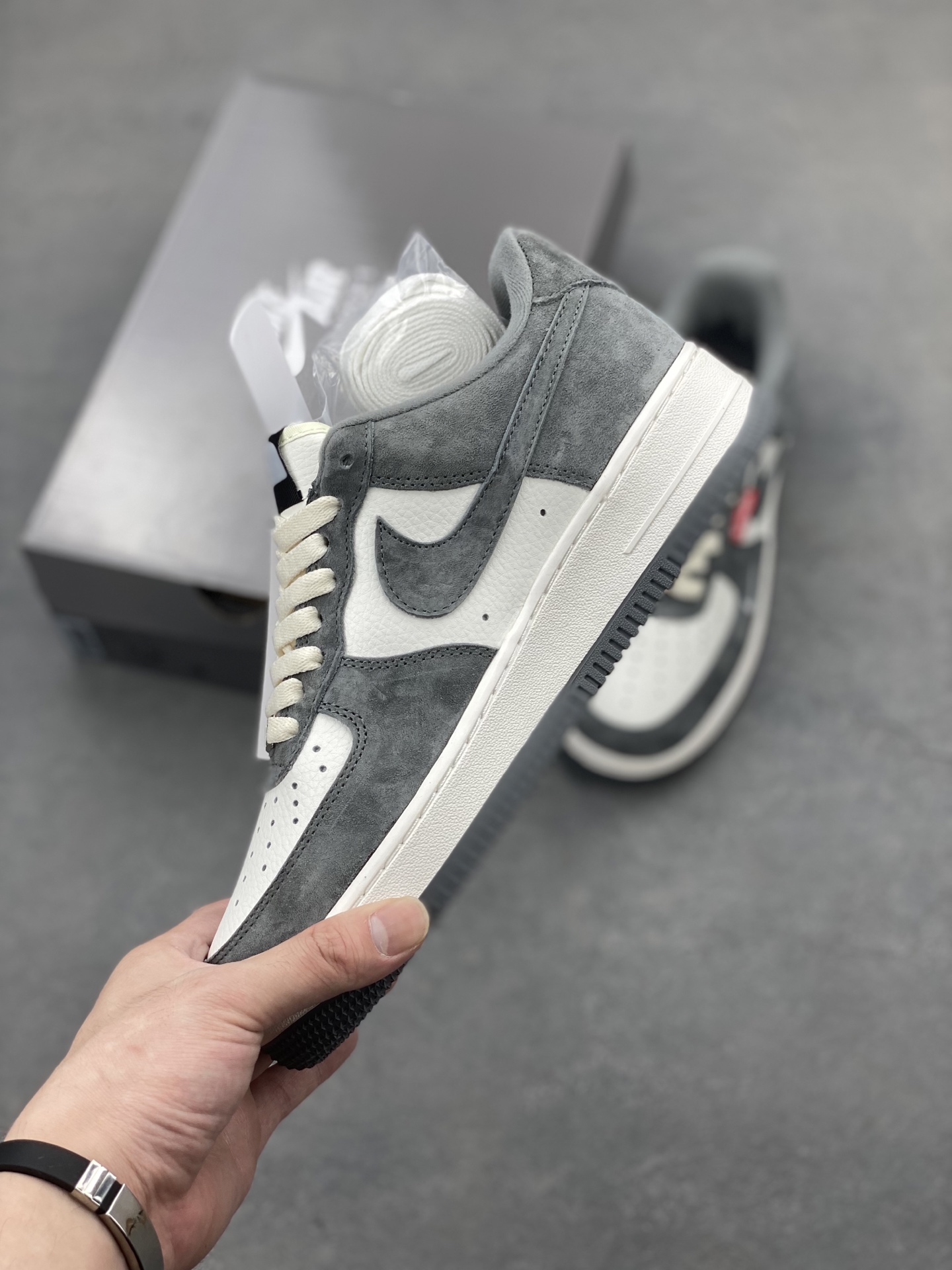 Nike Air Force 1 Low The North Face Supreme - Versatile Sneakers 4 i1746815221231 4785 0 2