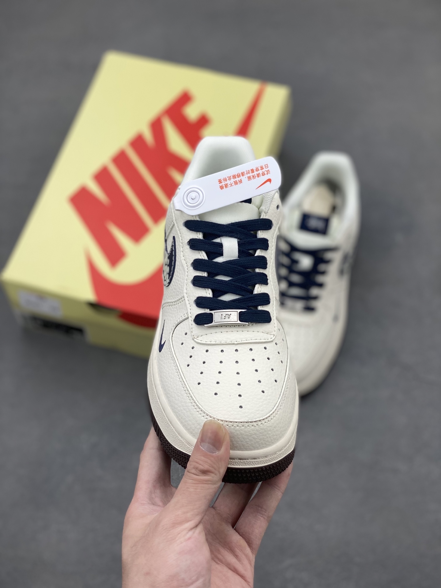 Nike Air Force 1 '07 Low x Stussy Cartoon Swoosh Casual Sneakers 3 i1746905595377 9664 0 1