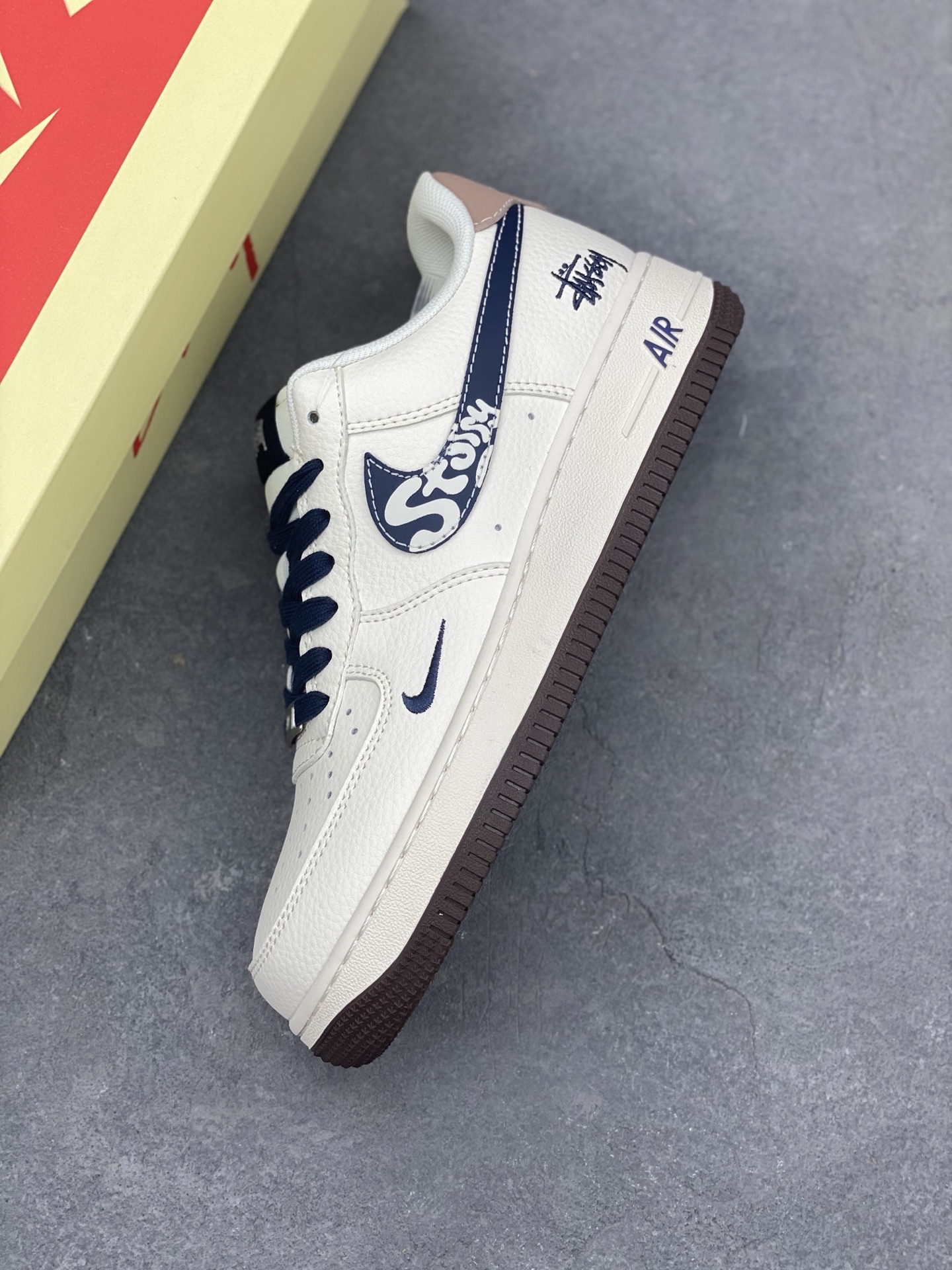 Nike Air Force 1 '07 Low x Stussy Cartoon Swoosh Casual Sneakers 8 i1746905604186 3217 0 6