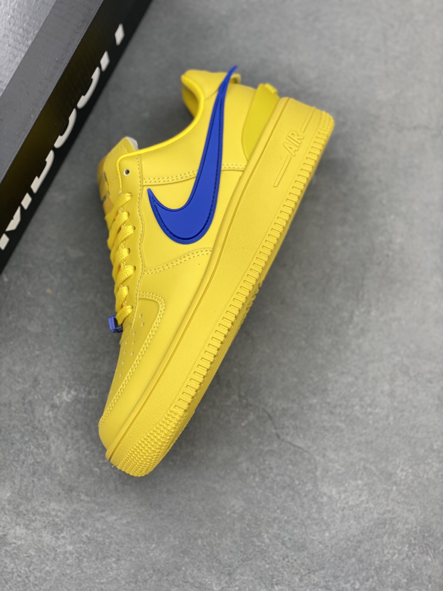 Nike Air Force 1 Low x AMBUSH Yellow Blue Sneakers with Air Cushion Sole 8 i1746906075640 6486 0 6