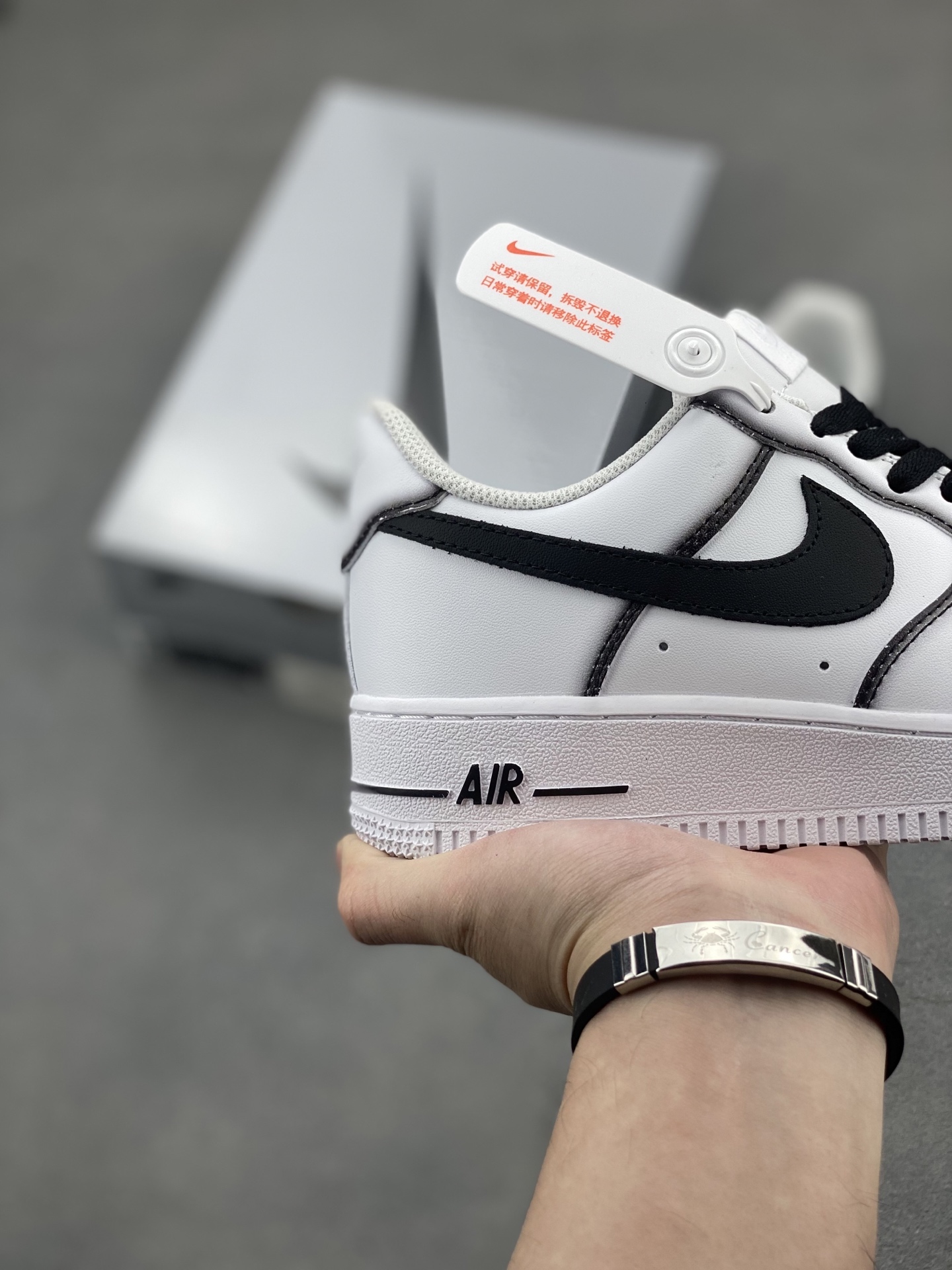 Nike Air Force 1 '07 Low White/Black Stitching Sneakers - Limited Edition 6 i1746993152488 6537 0 4