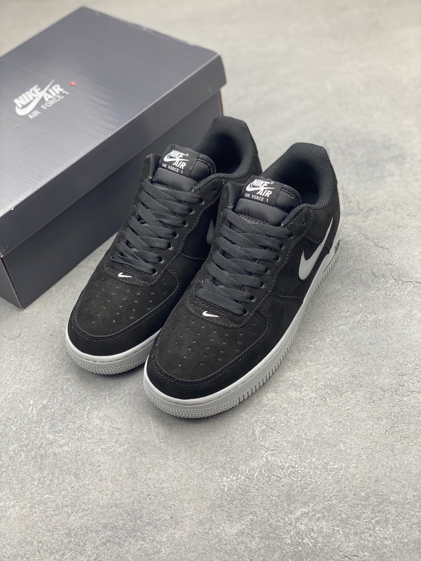 Stussy x Nike Air Force 1 Low Black Reflective Casual Shoes HQ3827-002 9 i1746993367161 792 0 7
