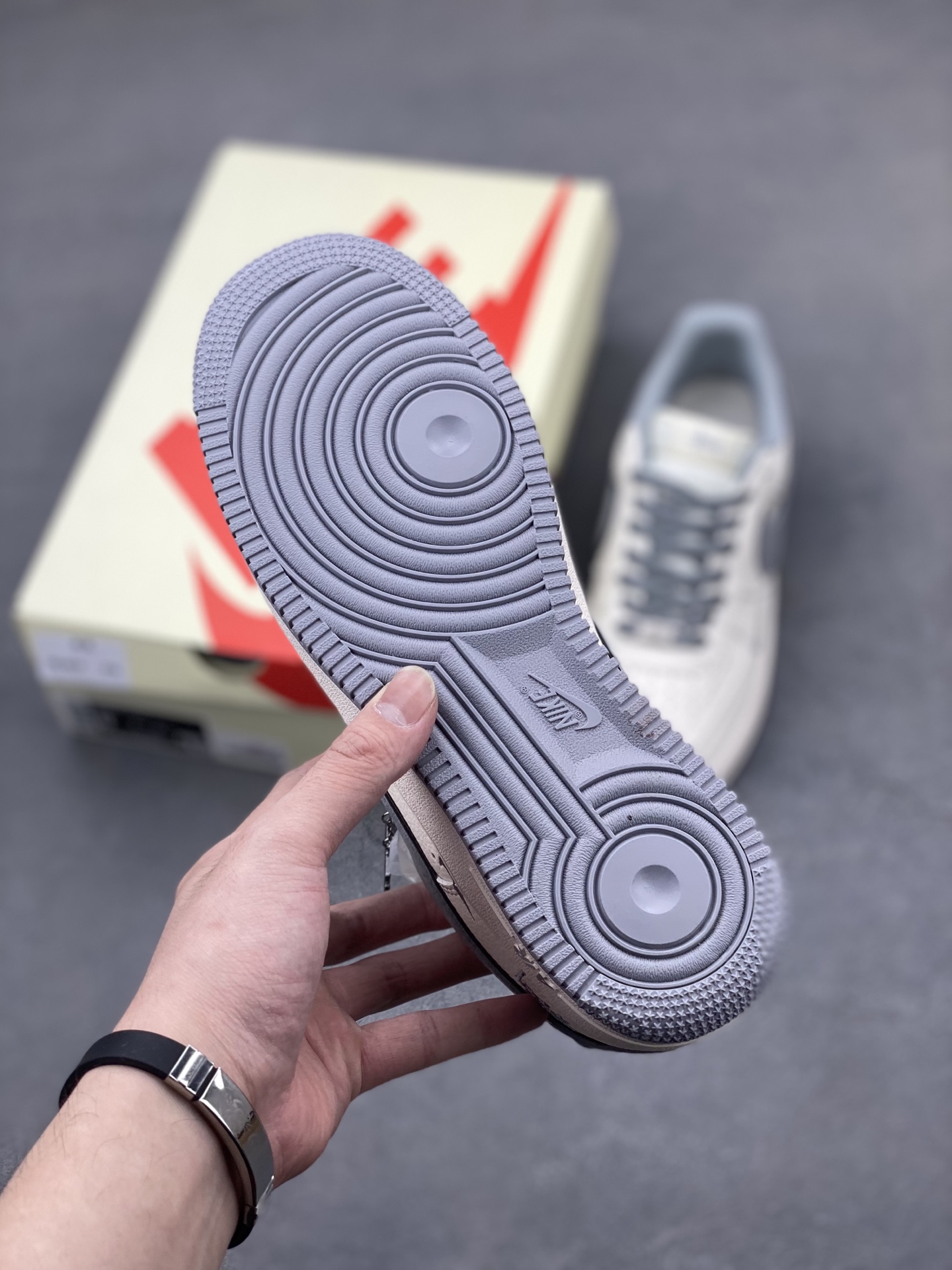 Nike Air Force 1 '07 Low Stussy Fossil Stone Sneakers 7 i1746993602463 3546 0 5