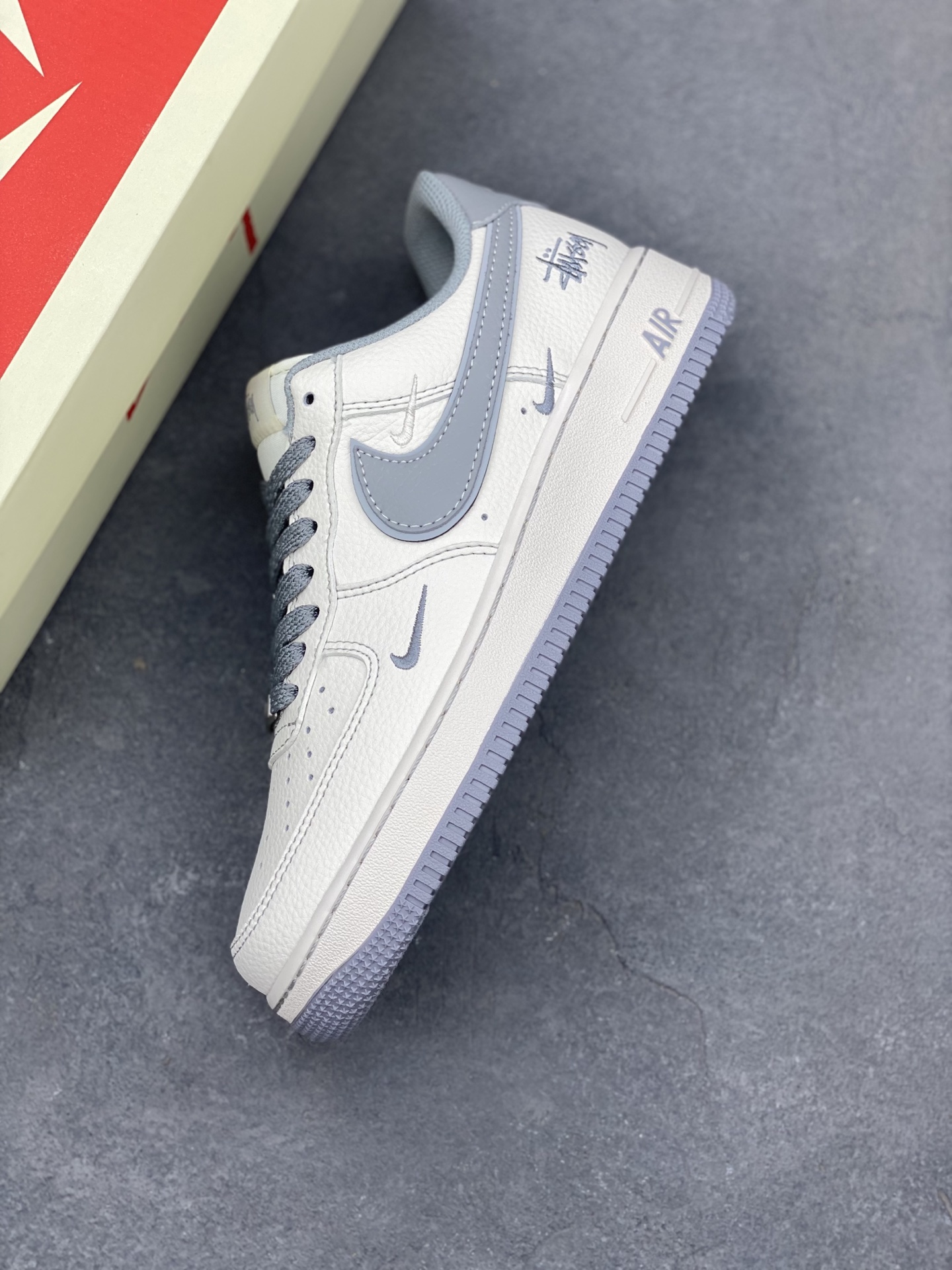 Nike Air Force 1 '07 Low Stussy Fossil Stone Sneakers 8 i1746993613557 7930 0 6
