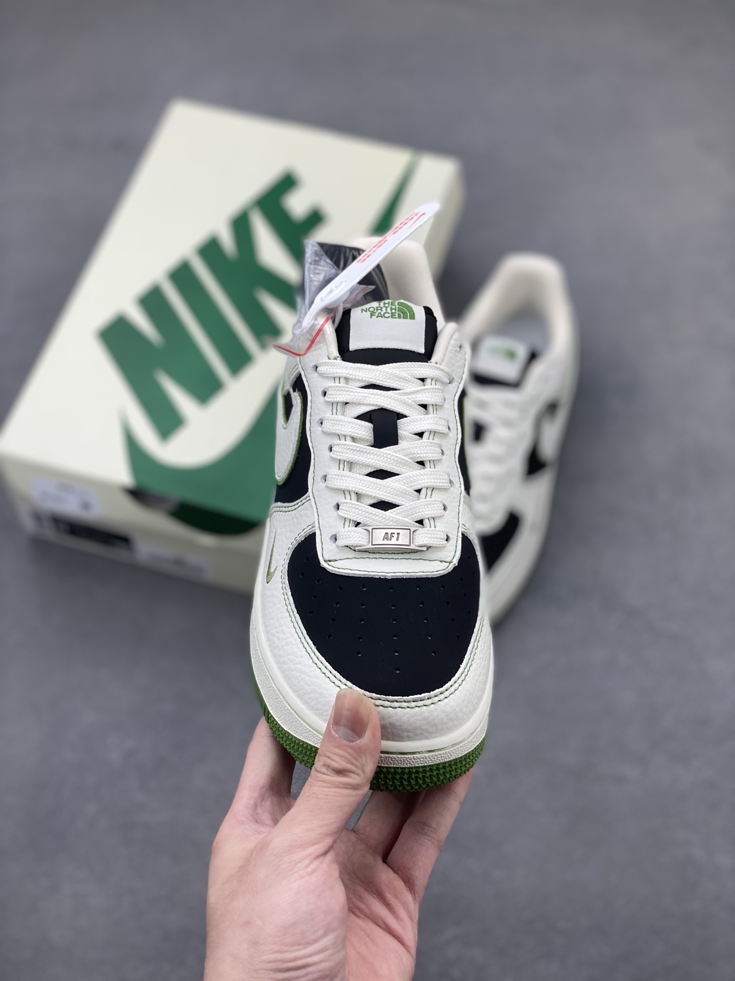 Nike Air Force 1 '07 Low The North Face Edition Sneakers 3 i1746993744962 8009 0 1