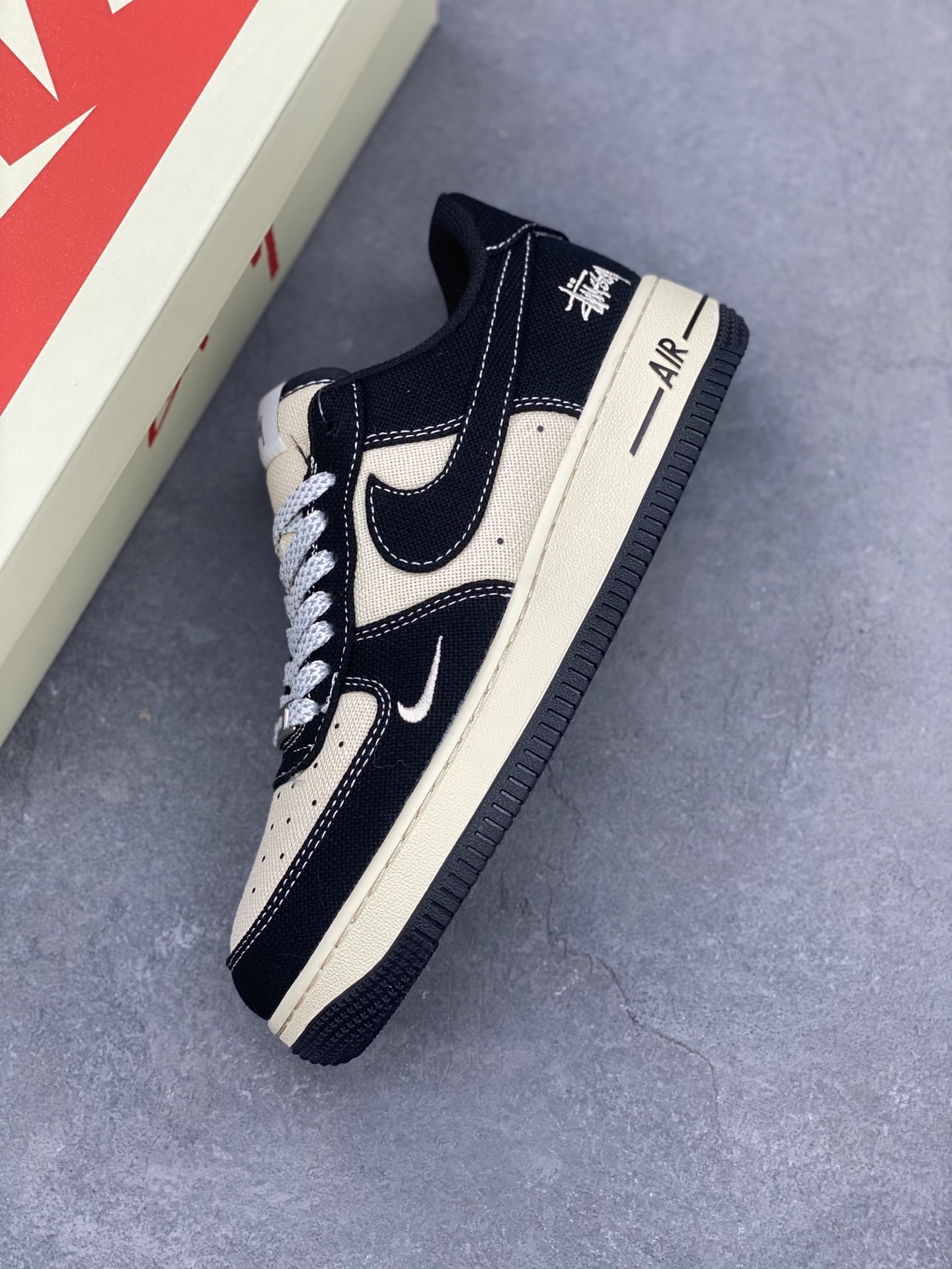 Nike Air Force 1 '07 Low Black/Cream Limited Edition Sneakers 8 i1746993804565 3866 0 6