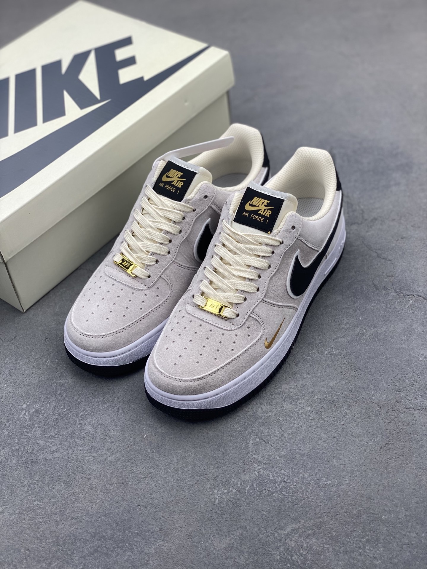 Nike Air Force 1 Low DQ6628-211, Suede Upper, Honeycomb Cushioning, Original Box 9 i1746993974855 2212 0 7