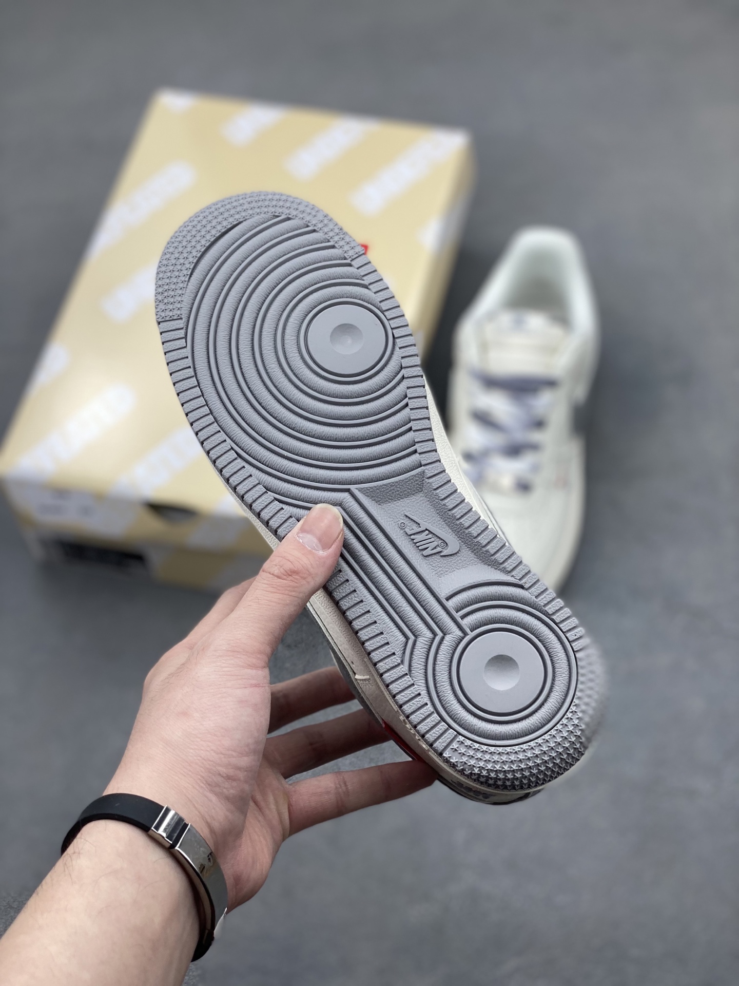 Nike Air Force 1 '07 Low Sneakers - Limited Edition, Premium Comfort 7 i1747071384190 8023 0 5