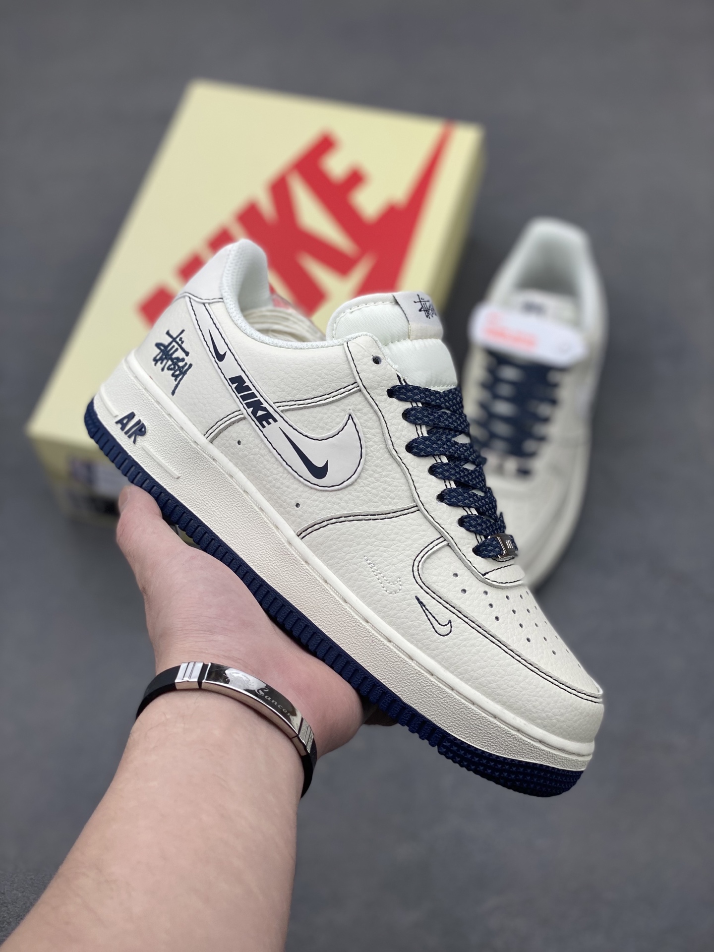 Nike Air Force 1 '07 Low Sneakers - Cream/Navy, Limited Edition 2 i1747071438867 9120 0 0