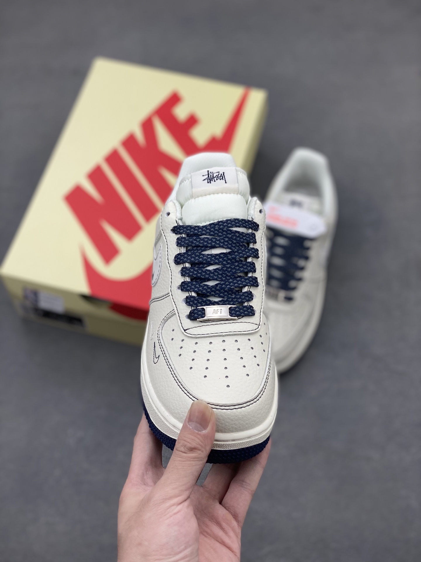 Nike Air Force 1 '07 Low Sneakers - Cream/Navy, Limited Edition 3 i1747071450255 7482 0 1
