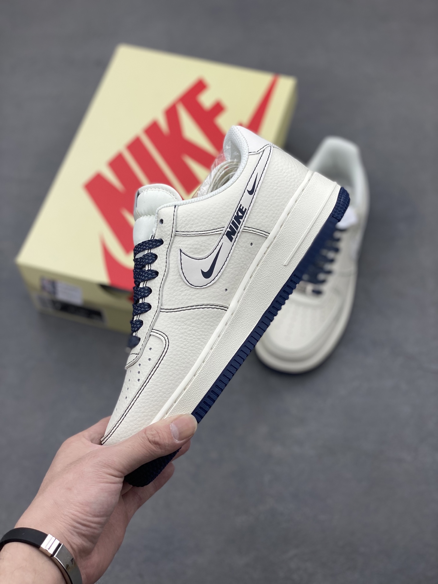 Nike Air Force 1 '07 Low Sneakers - Cream/Navy, Limited Edition 4 i1747071450281 8743 0 2